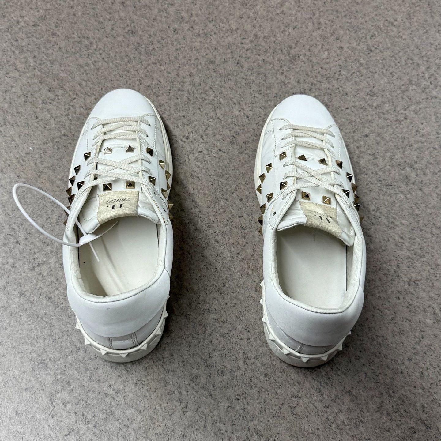 Valentino Valentino White Lowtop Sneakers 9 Men Size US 9 / EU 42 - 8 Thumbnail