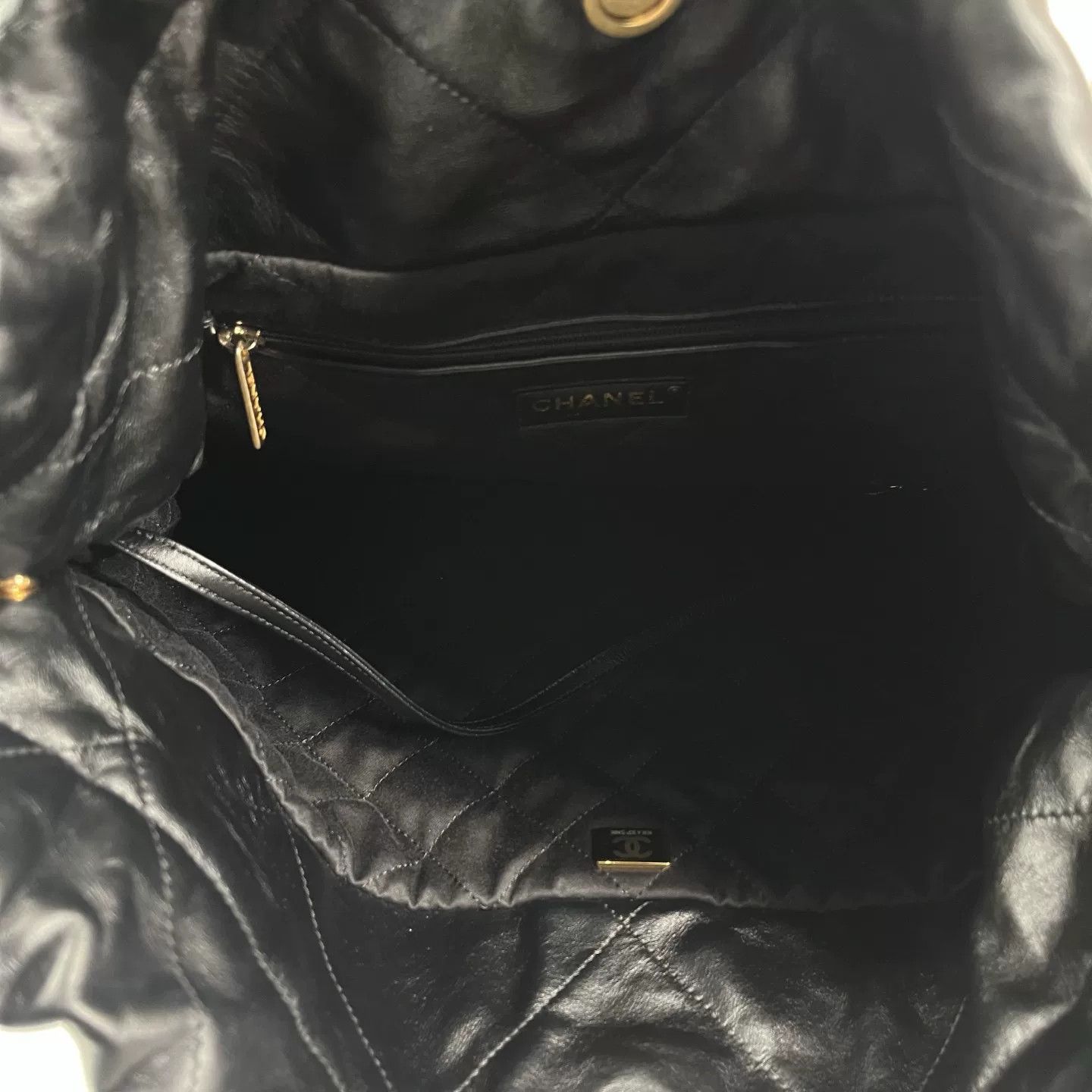 Chanel Pre-loved Bag Very good condition Size ONE SIZE - 4 Thumbnail