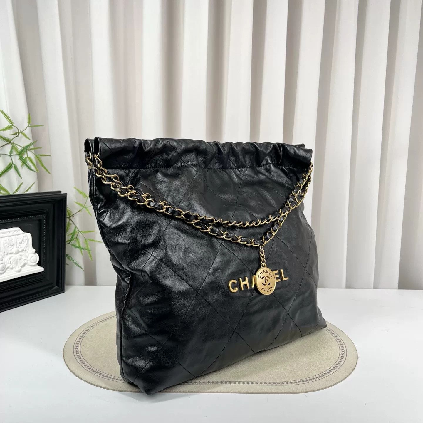 Chanel Pre-loved Bag Very good condition Size ONE SIZE - 2 Thumbnail