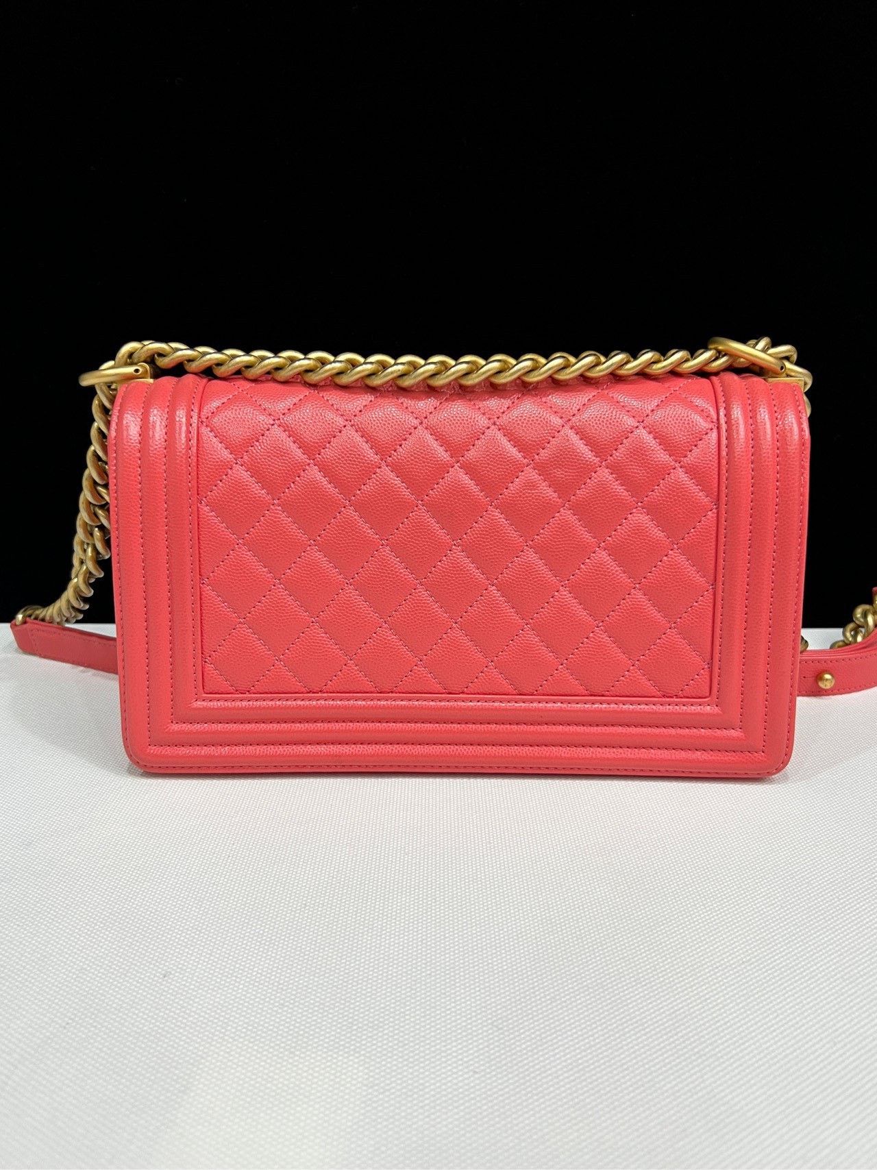 Chanel Pre-loved Bag Very good condition Size ONE SIZE - 3 Thumbnail