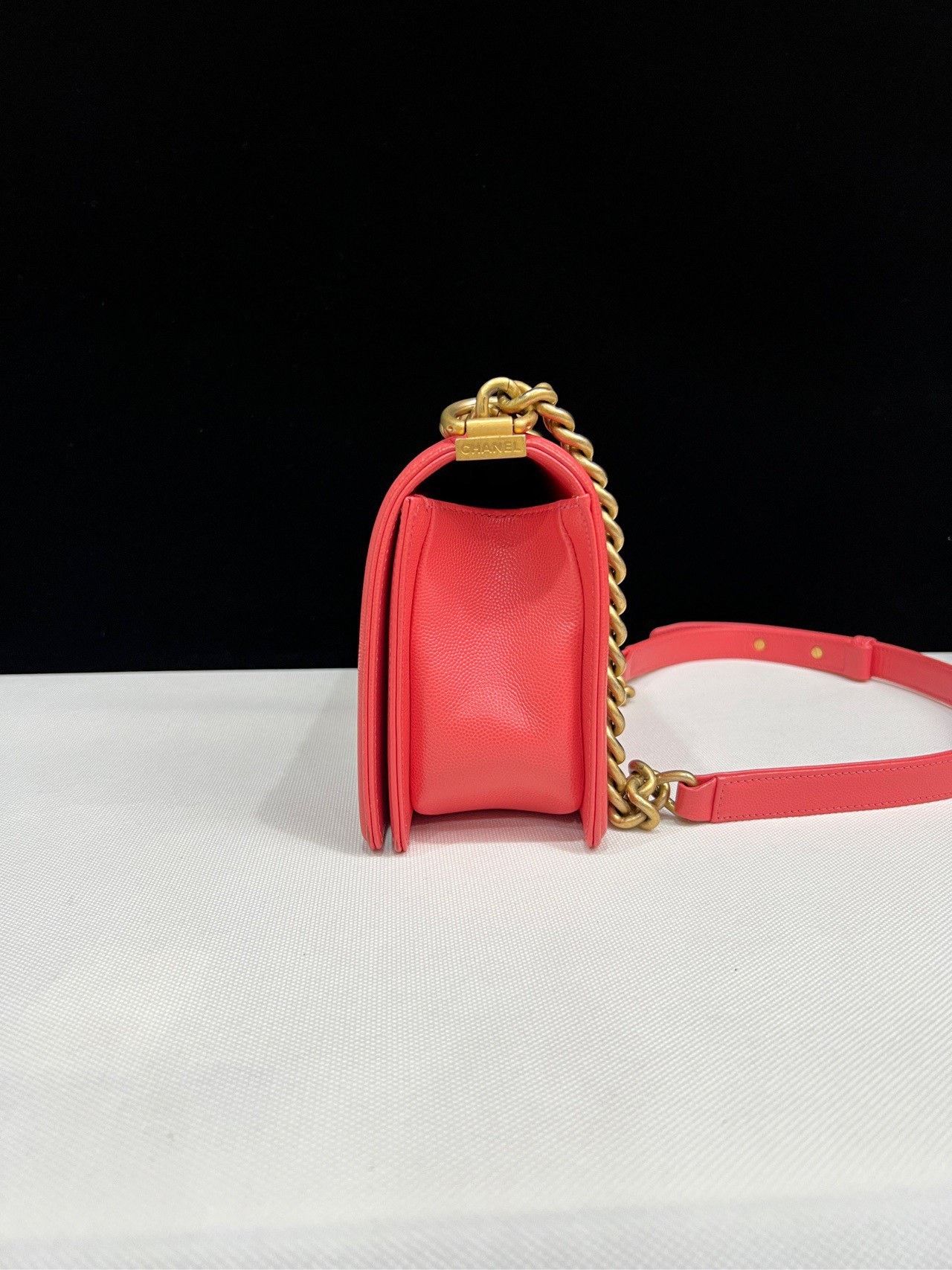 Chanel Pre-loved Bag Very good condition Size ONE SIZE - 4 Thumbnail