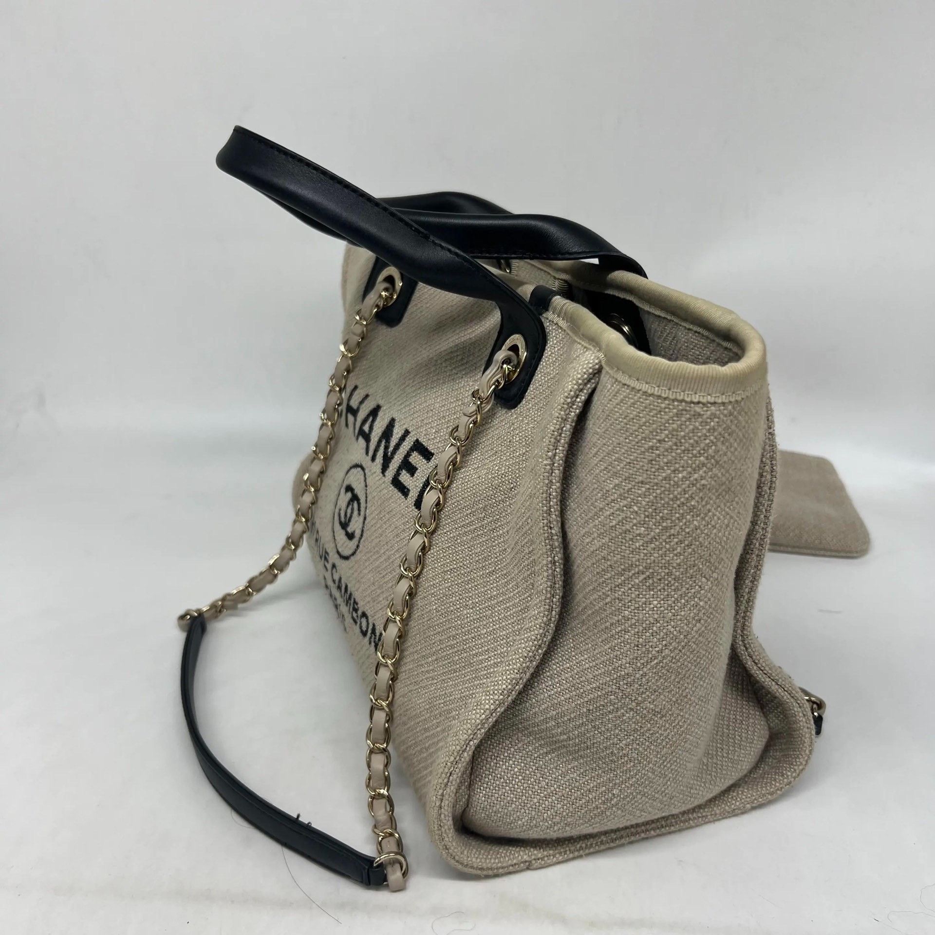 Chanel Pre-loved Bag Very good condition Size ONE SIZE - 7 Thumbnail