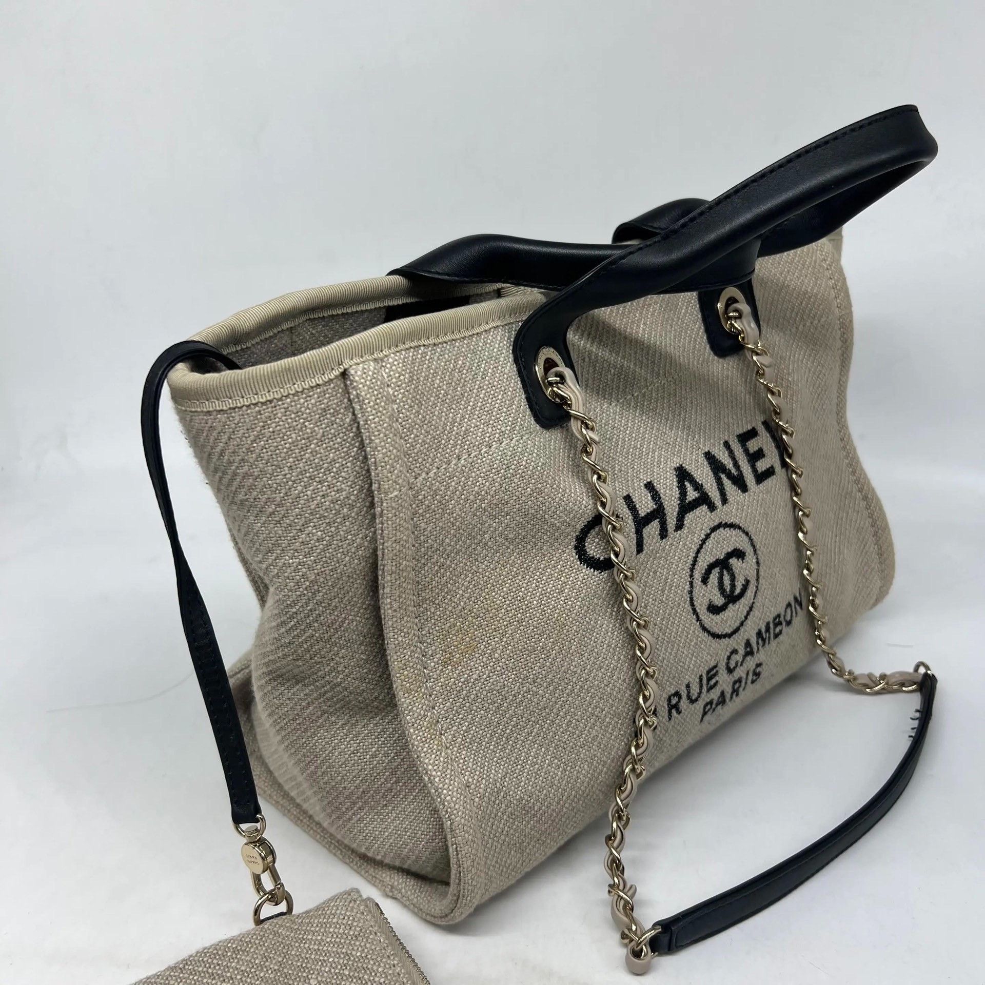 Chanel Pre-loved Bag Very good condition Size ONE SIZE - 2 Thumbnail