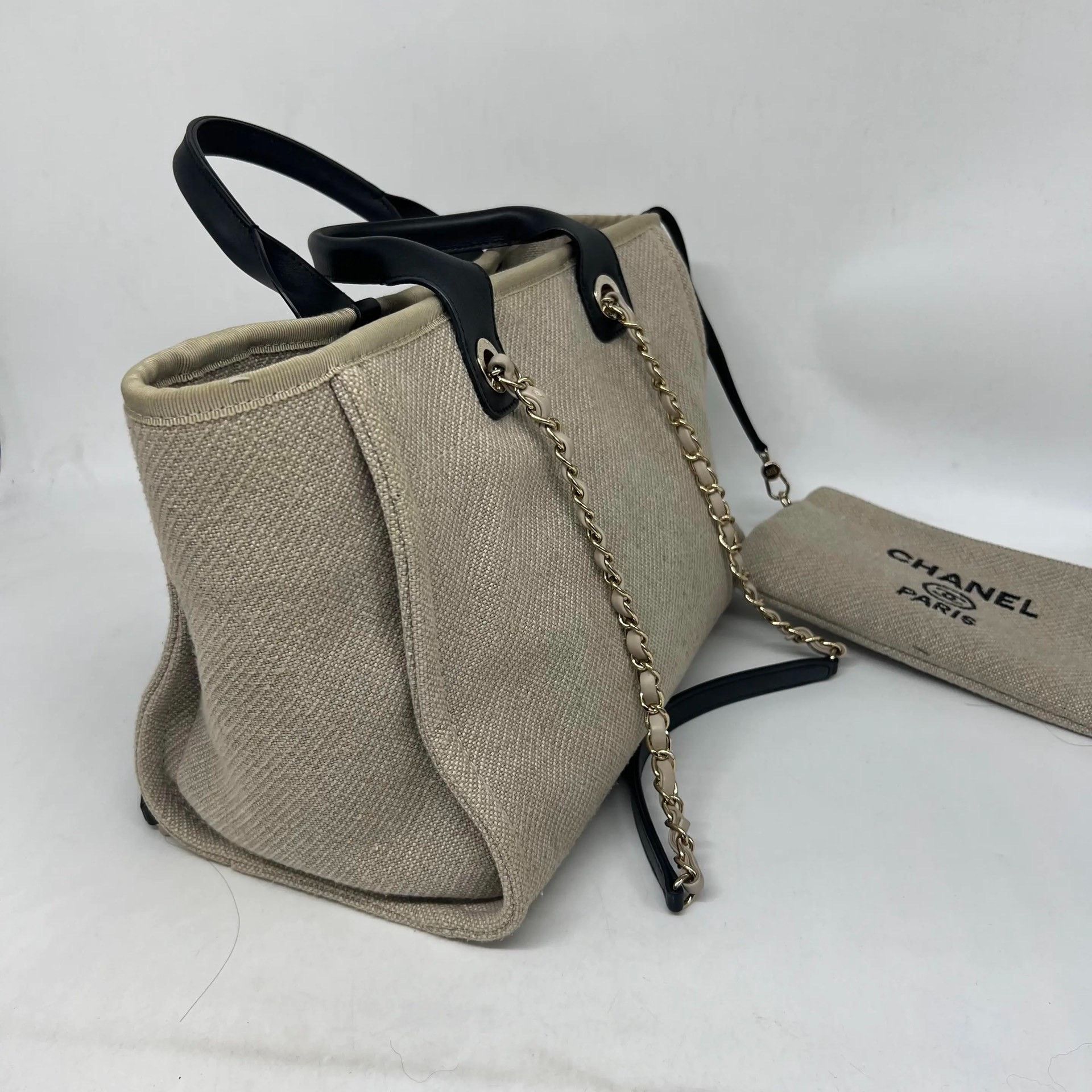 Chanel Pre-loved Bag Very good condition Size ONE SIZE - 6 Thumbnail