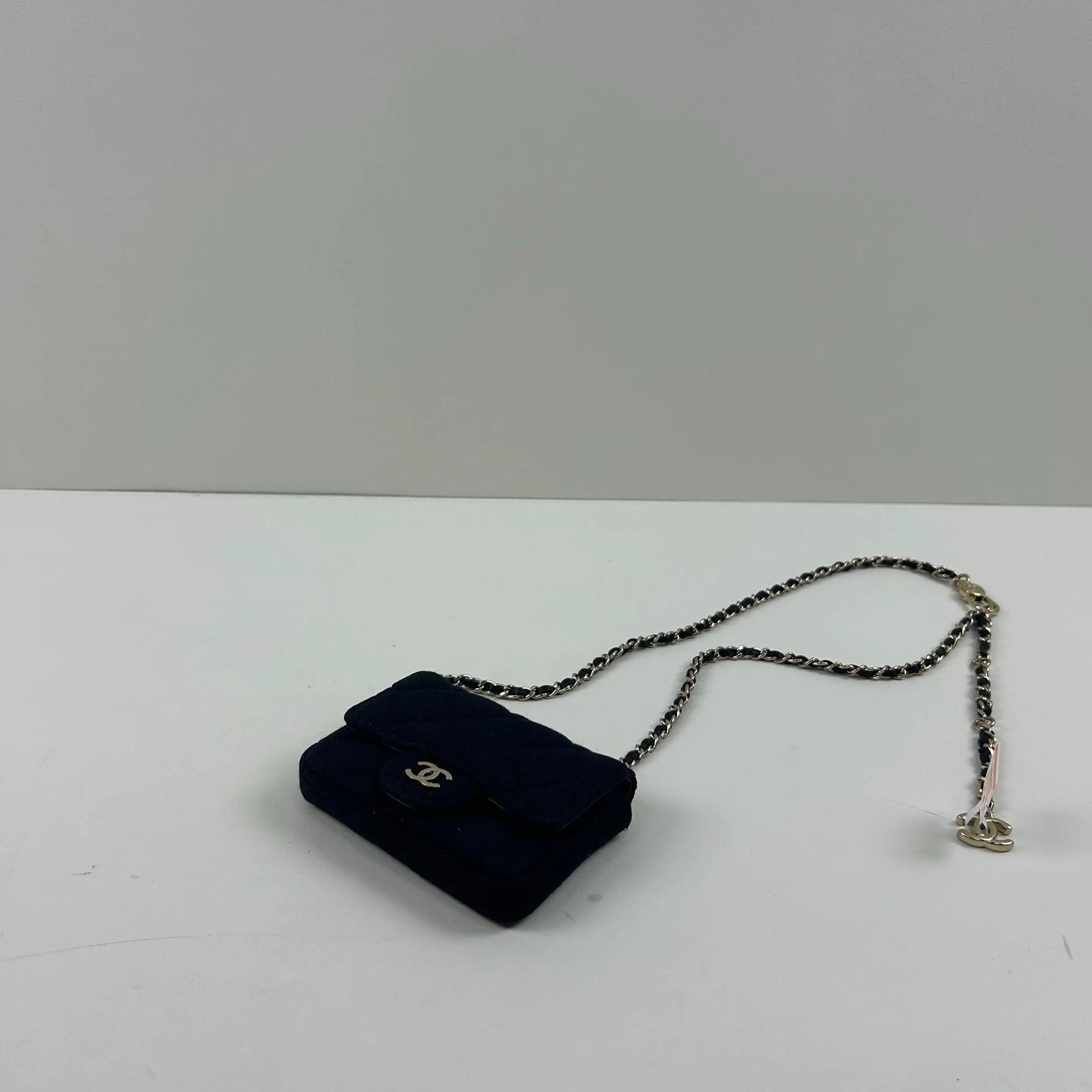 Chanel Pre-loved Bag Very good condition Size ONE SIZE - 7 Thumbnail