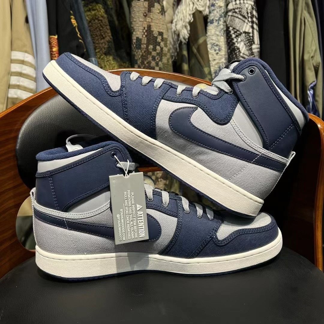 Nike Nike AJ1 Gray Lowtop Sneakers 6 Men Size US 6 / EU 39 - 5 Thumbnail