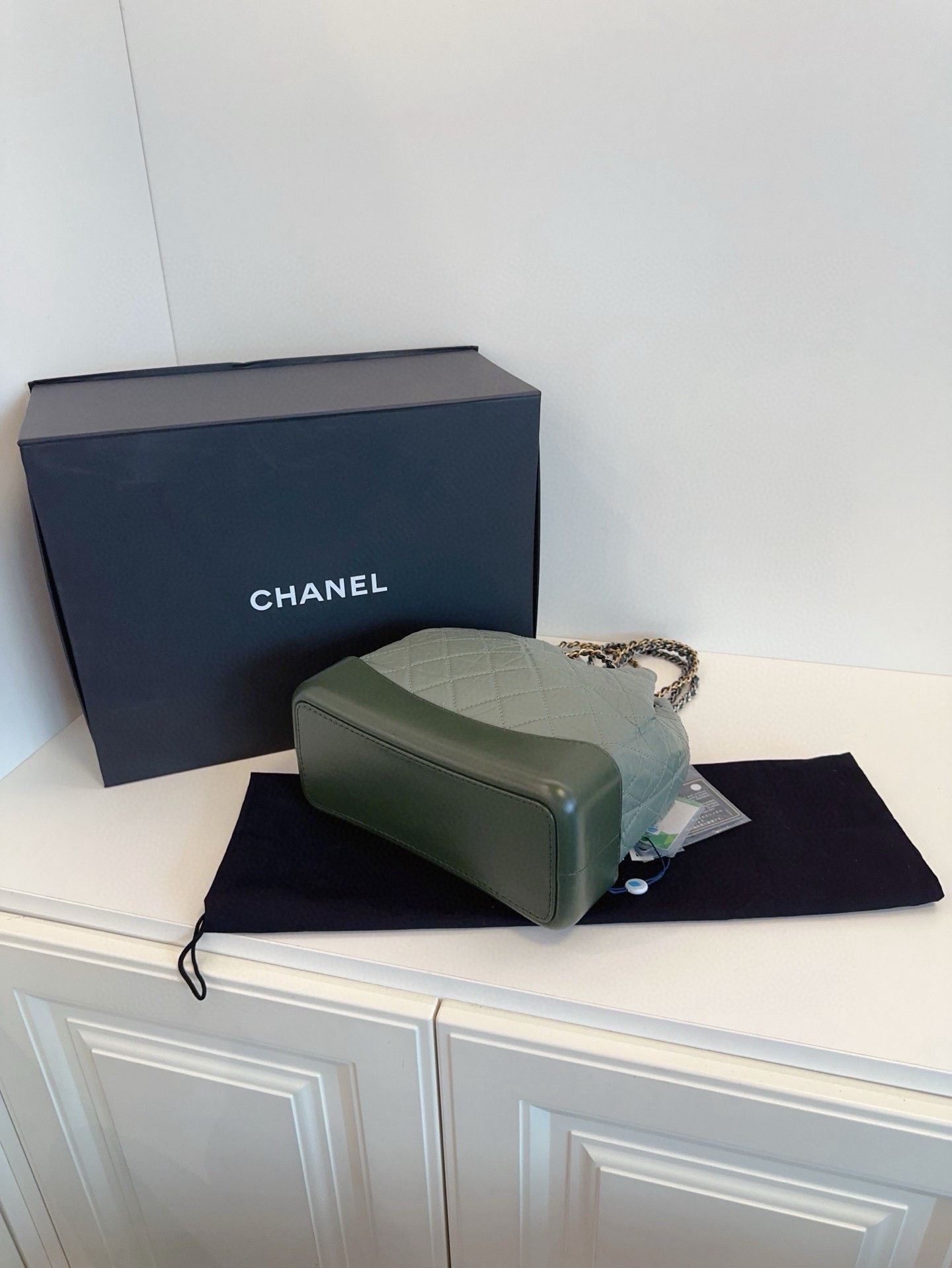 Chanel Pre-loved Bag Very good condition Size ONE SIZE - 6 Thumbnail