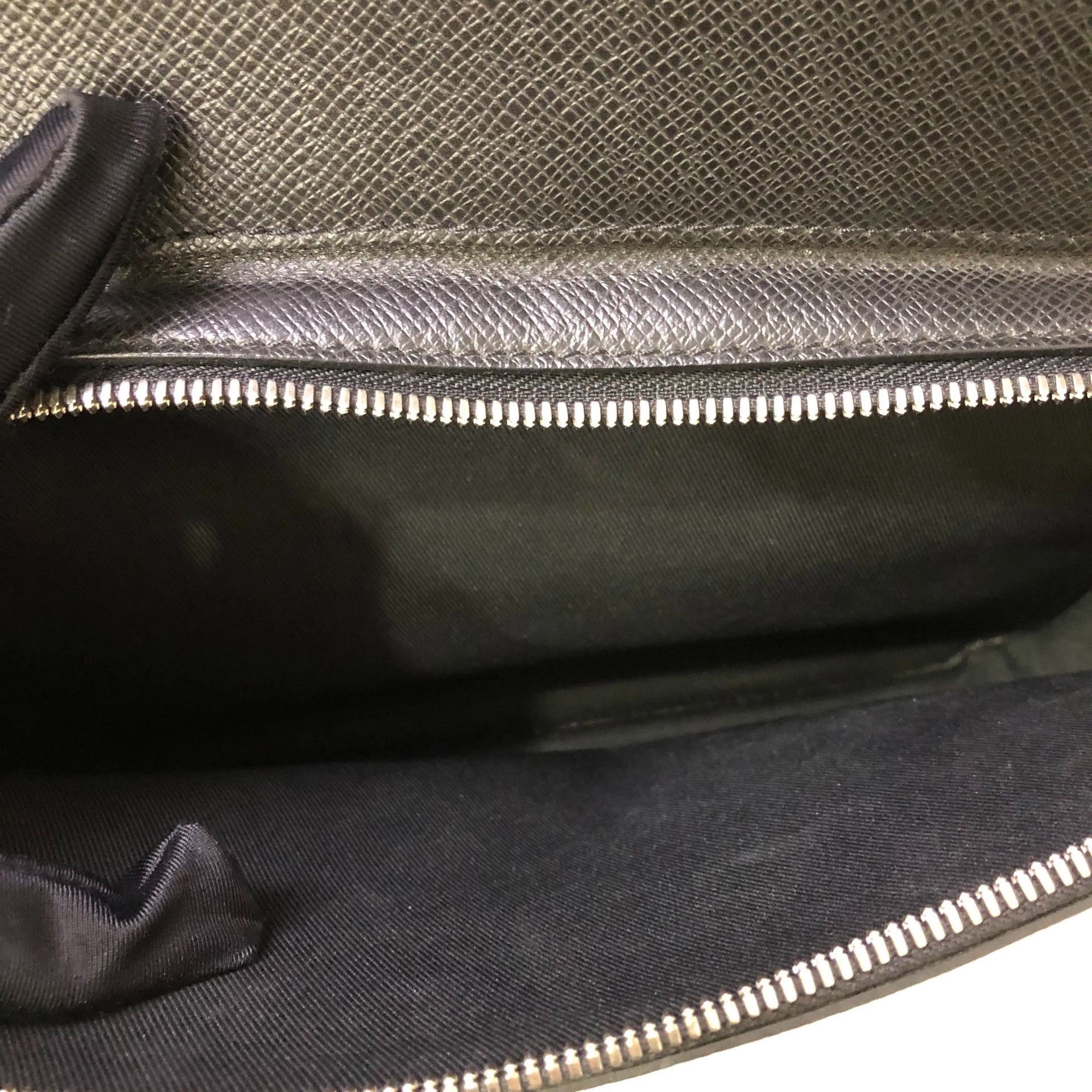 Louis Vuitton Pre-loved Bag Very good condition Size ONE SIZE - 8 Thumbnail
