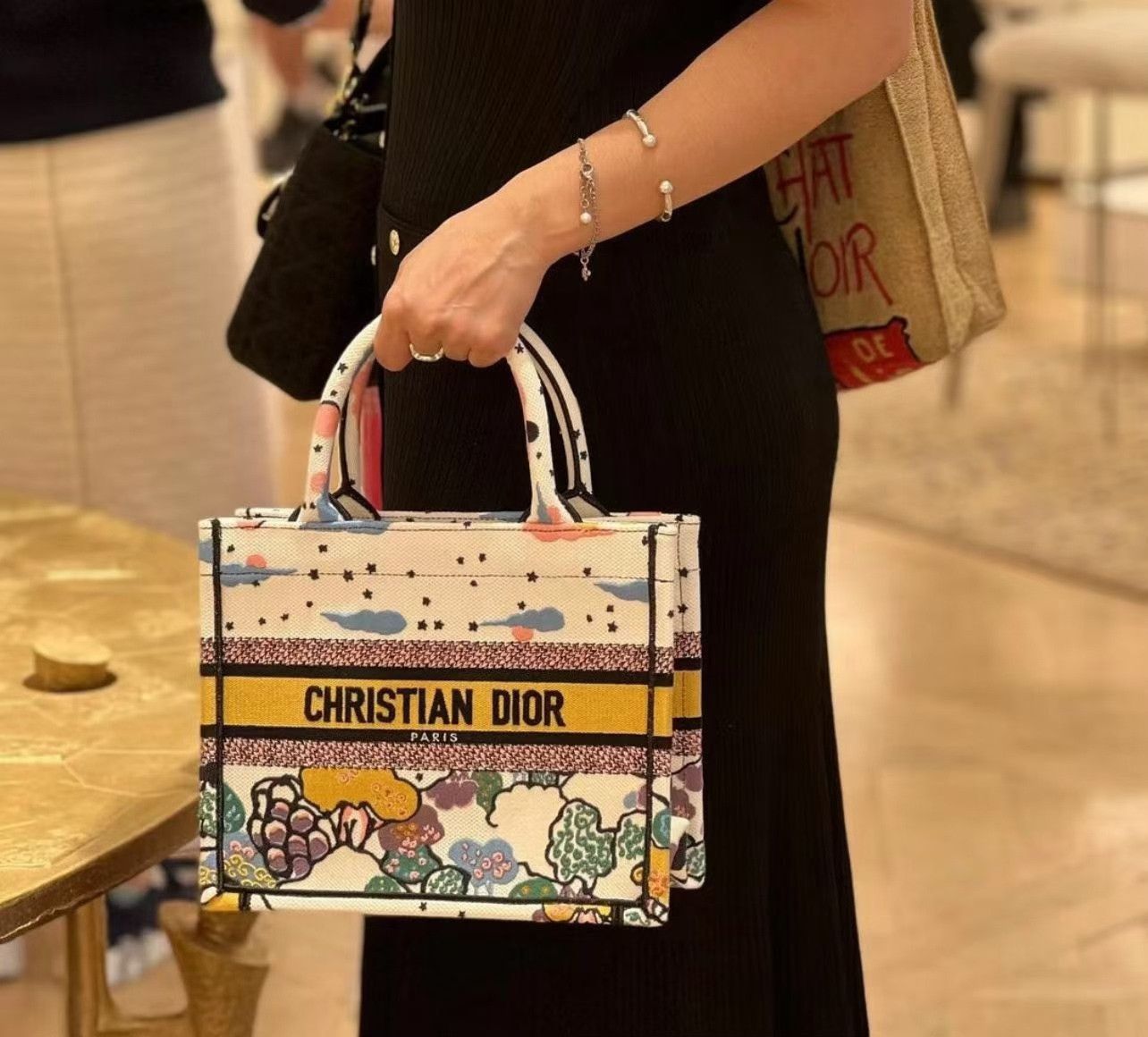 Dior Pre-loved Bag Very good condition Size ONE SIZE - 9 Thumbnail