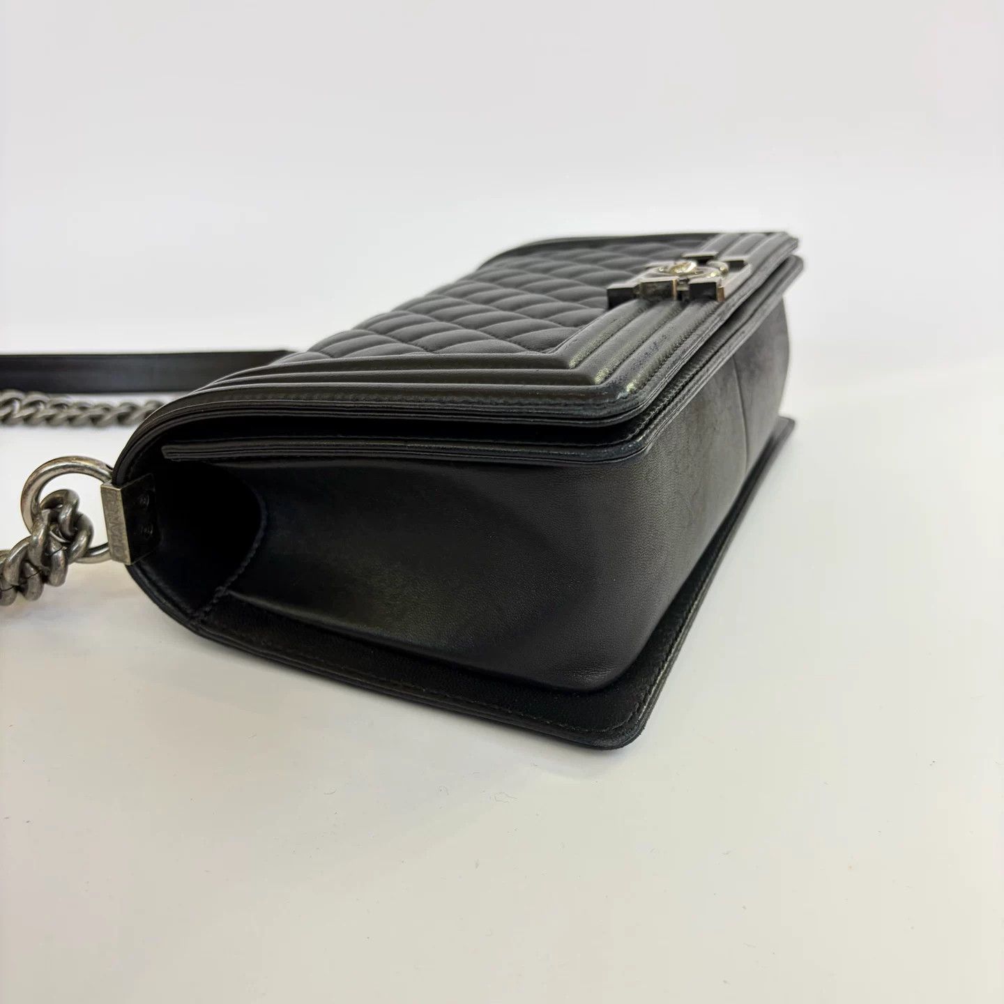Chanel Pre-loved Bag Very good condition Size ONE SIZE - 6 Thumbnail