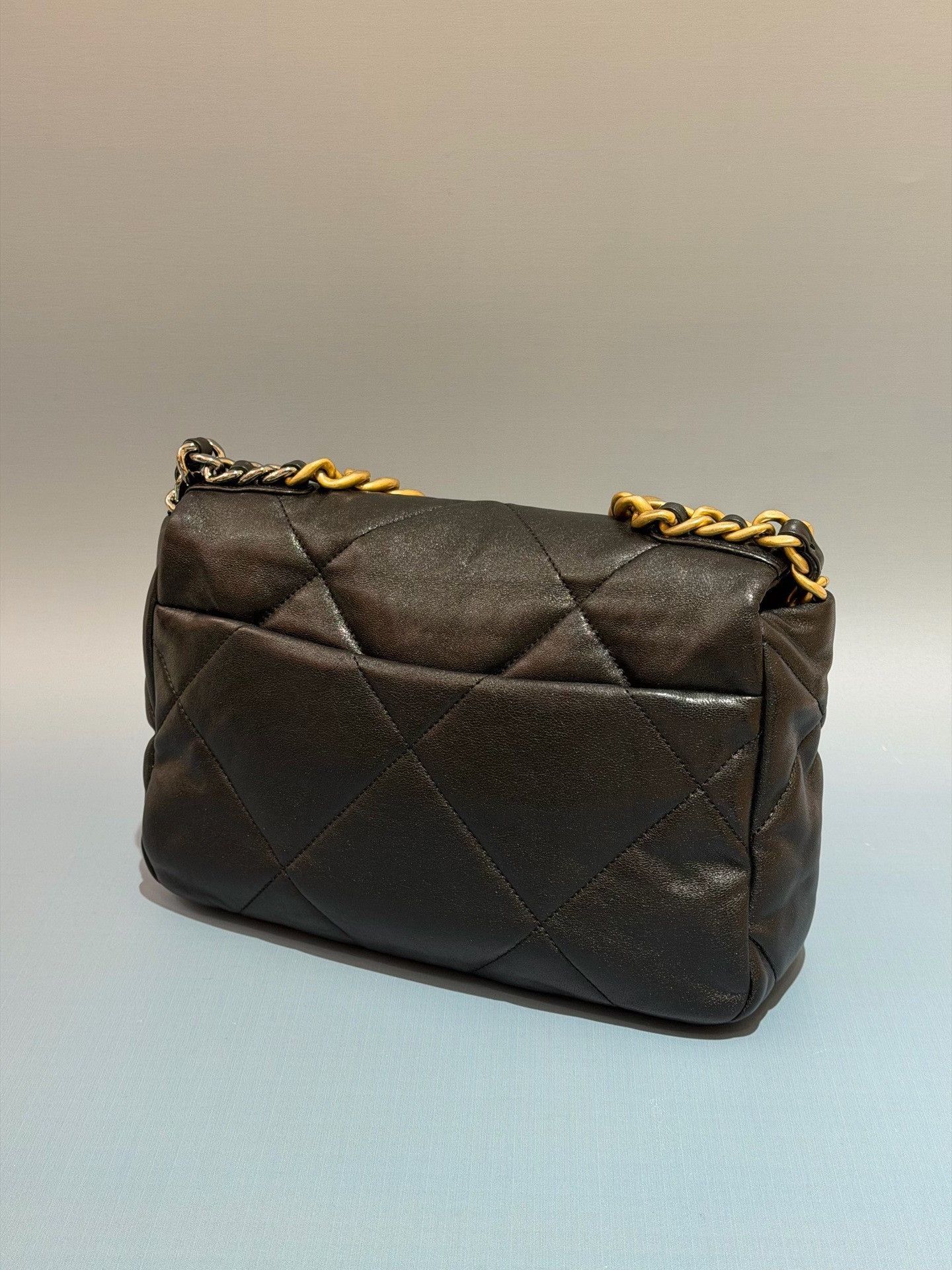 Chanel Pre-loved Bag Very good condition Size ONE SIZE - 4 Thumbnail