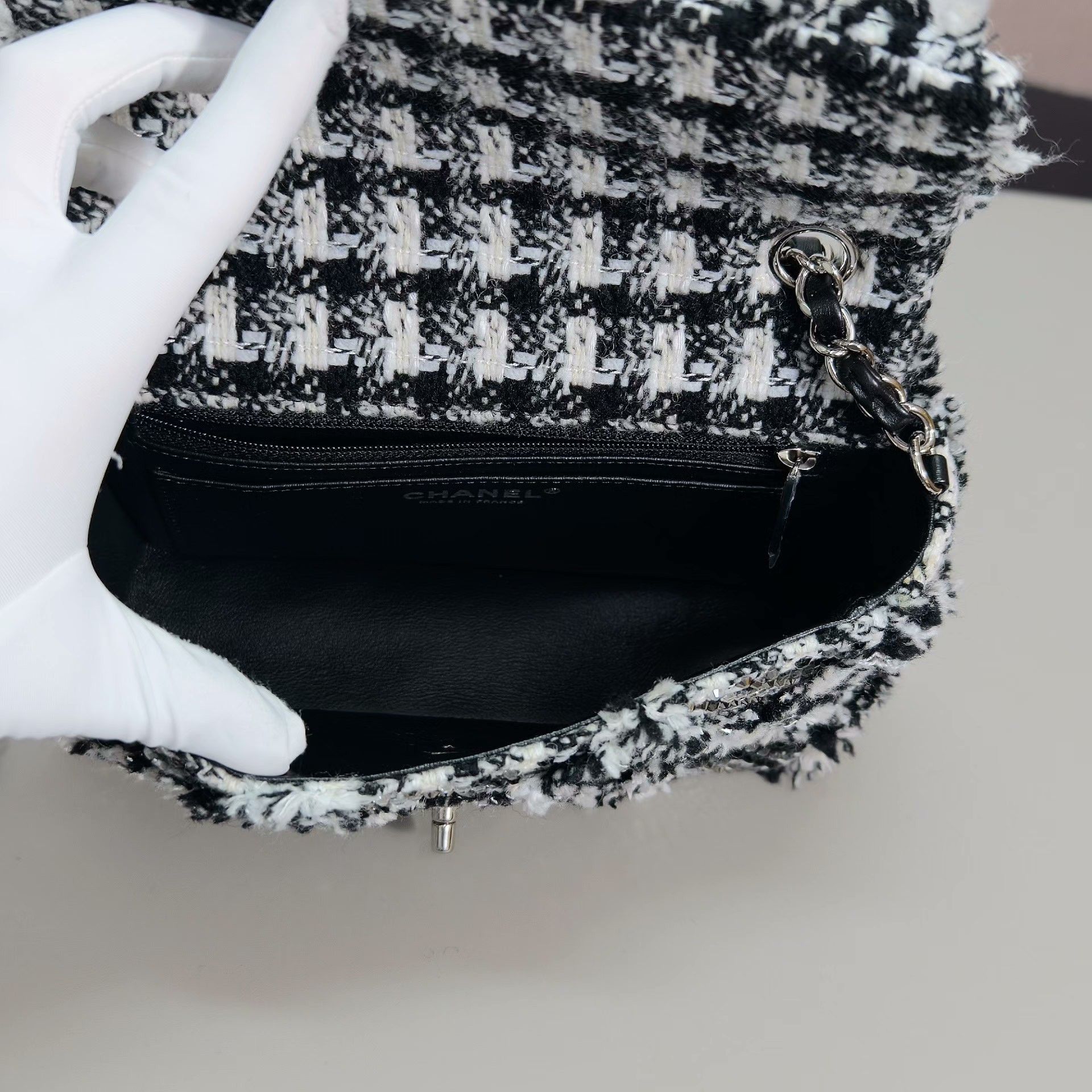 Chanel Pre-loved Bag Very good condition Size ONE SIZE - 6 Thumbnail