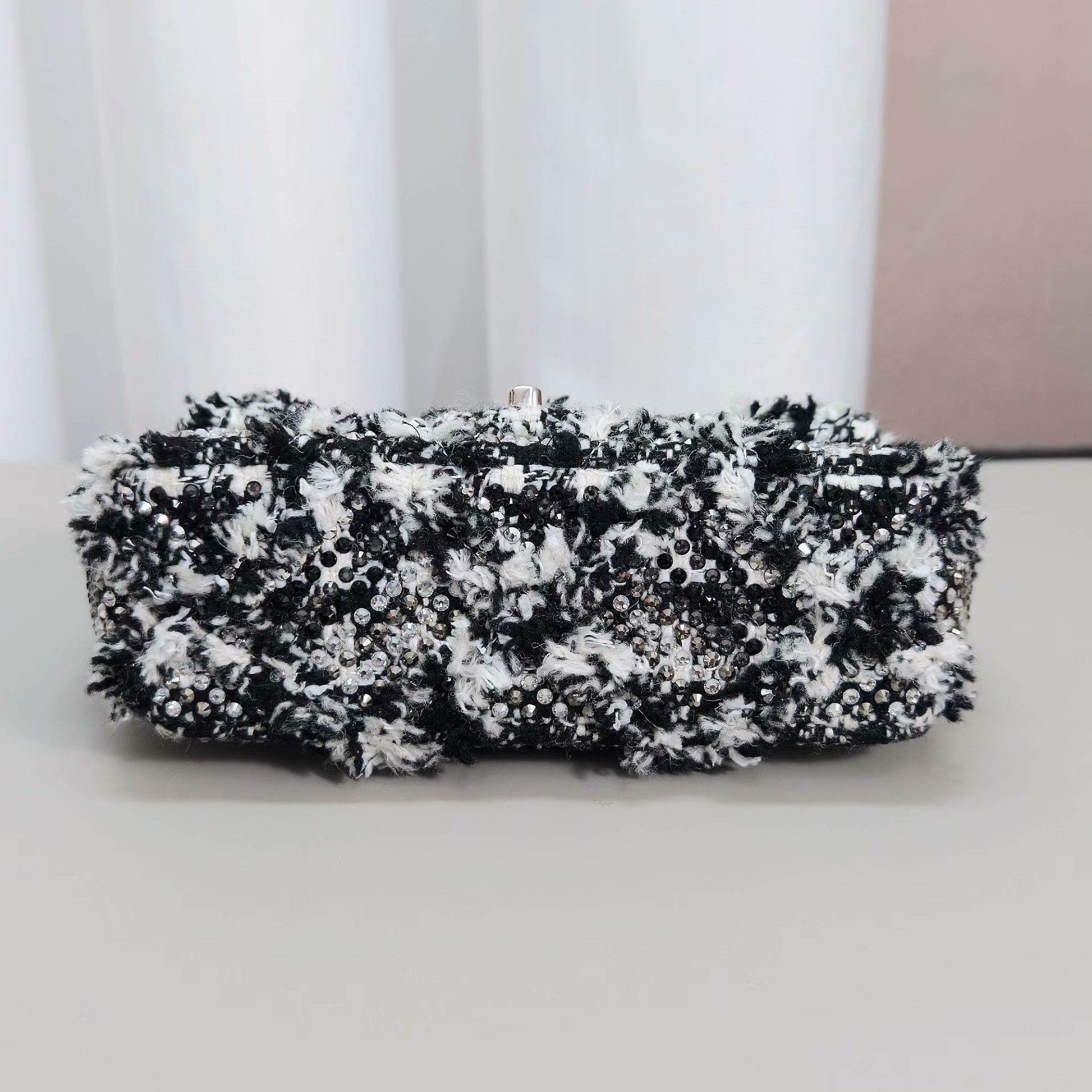 Chanel Pre-loved Bag Very good condition Size ONE SIZE - 5 Thumbnail