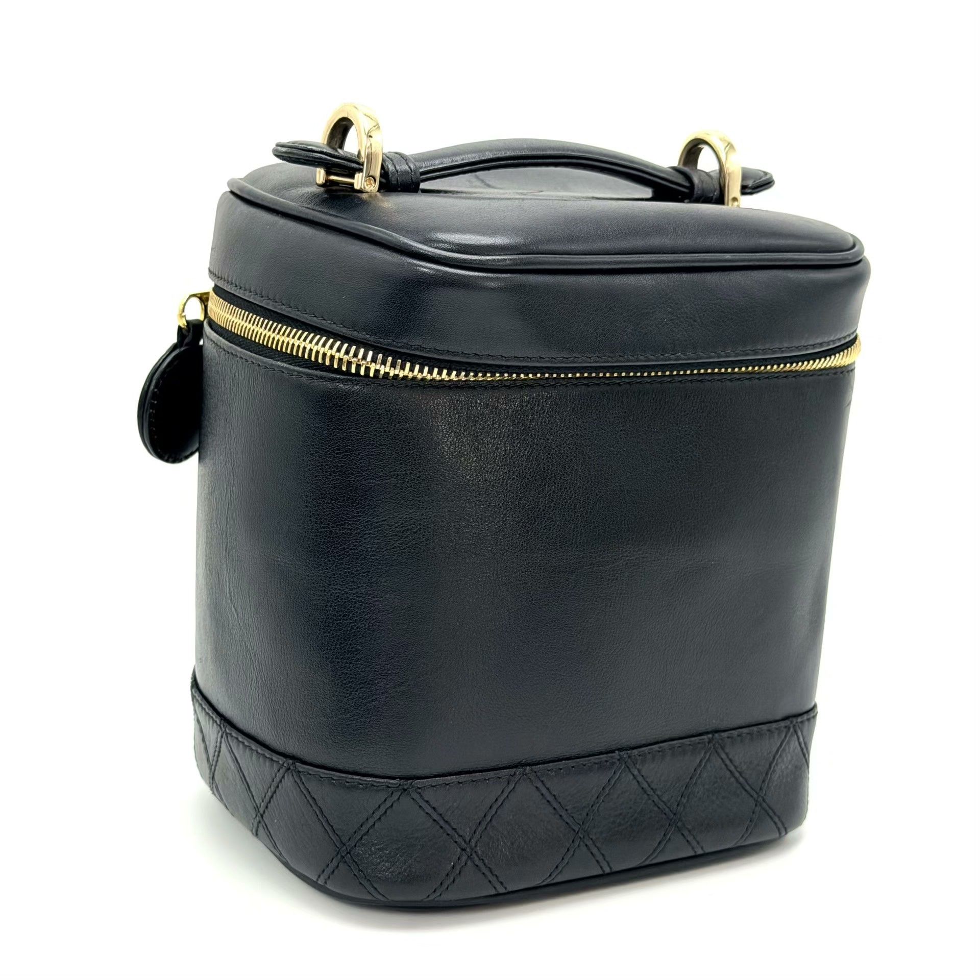 Chanel Pre-loved Bag Very good condition Size ONE SIZE - 2 Thumbnail