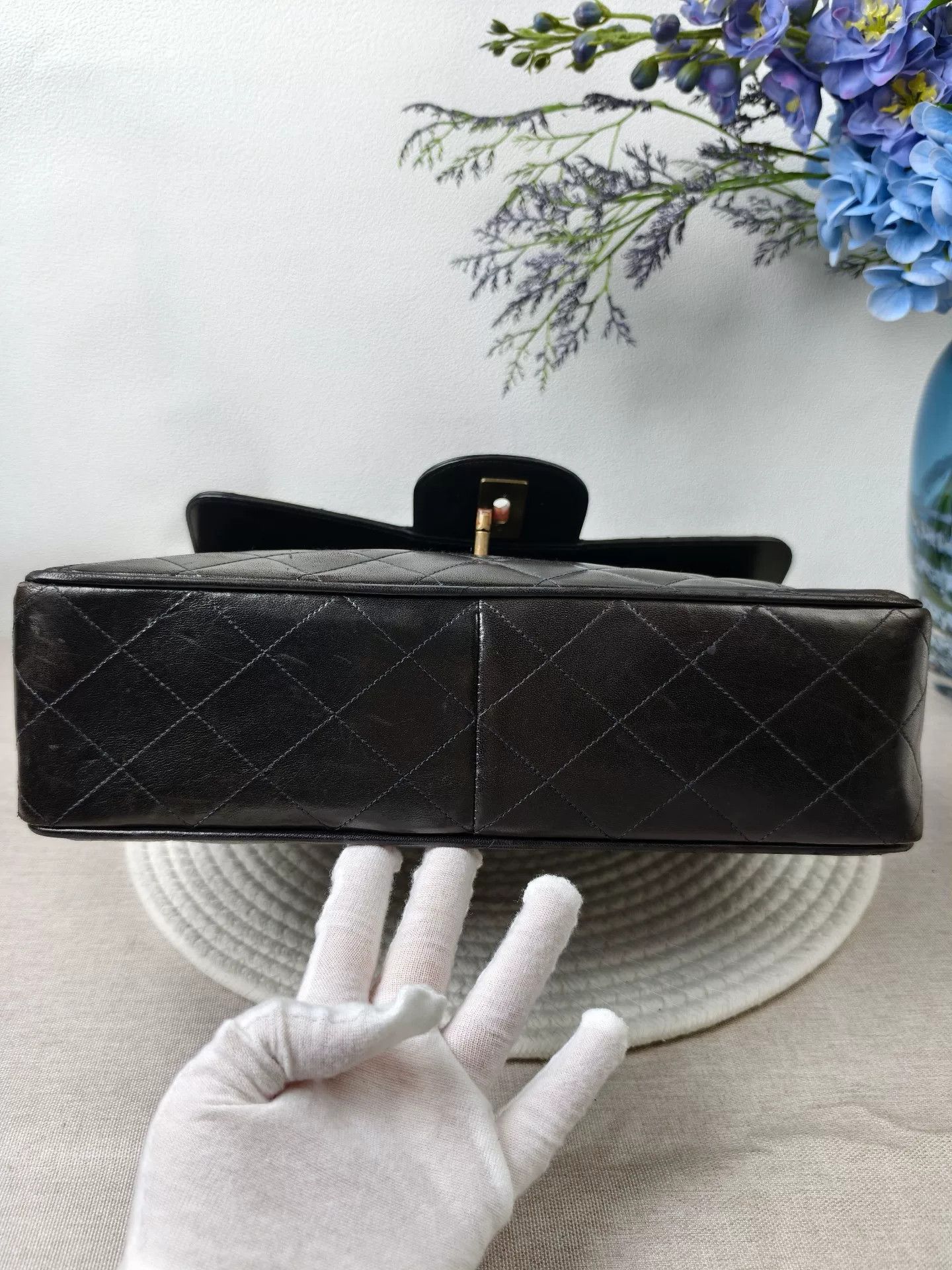 Chanel Pre-loved Bag Very good condition Size ONE SIZE - 6 Thumbnail