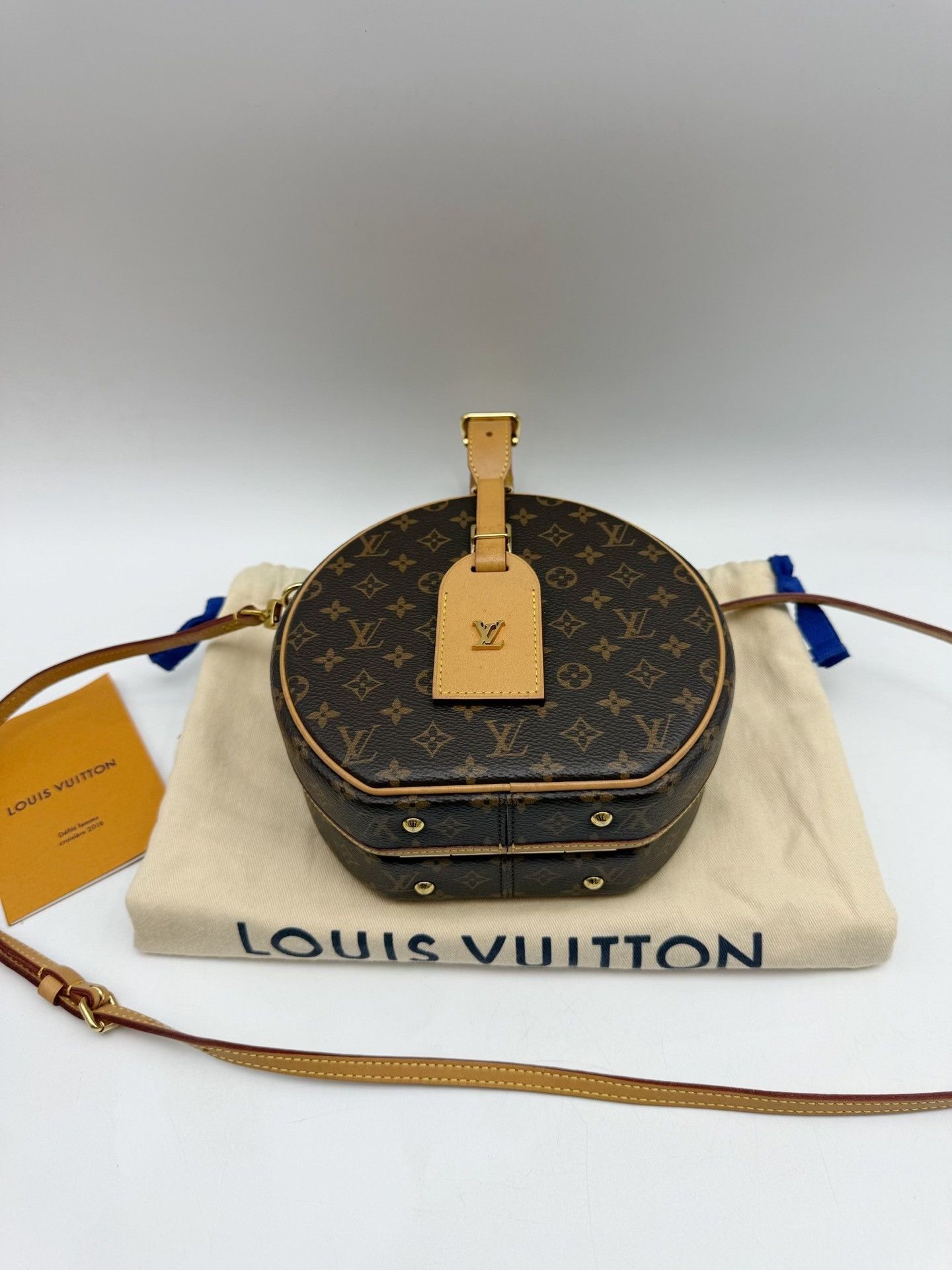 Louis Vuitton Pre-loved Bag Very good condition Size ONE SIZE - 3 Thumbnail