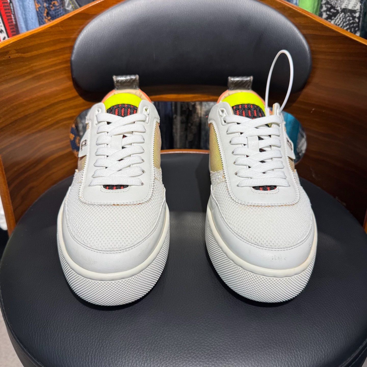 Christian Louboutin Christian Louboutin White Lowtop Sneakers 9 Men Size US 9 / EU 42 - 2 Thumbnail