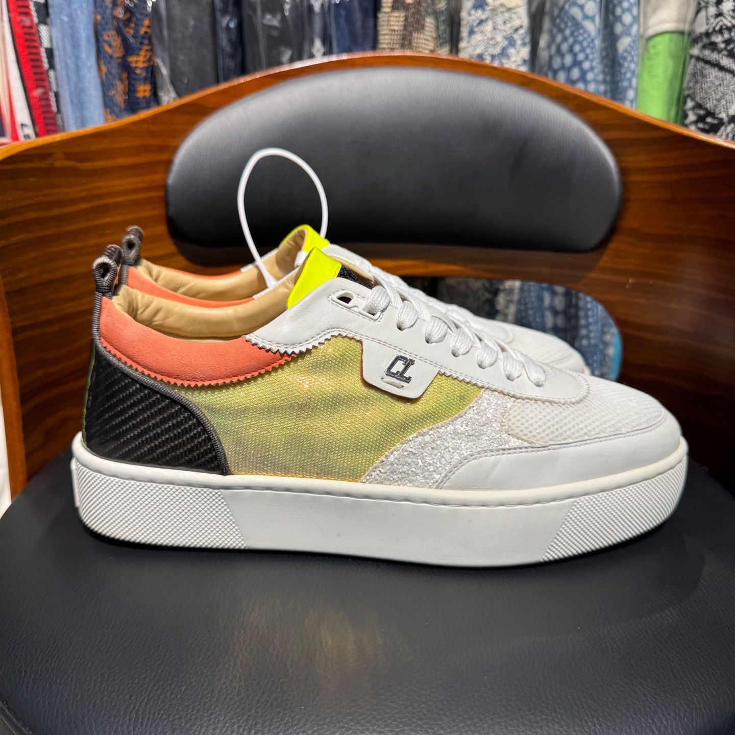 Christian Louboutin Christian Louboutin White Lowtop Sneakers 9 Men Size US 9 / EU 42 - 4 Thumbnail