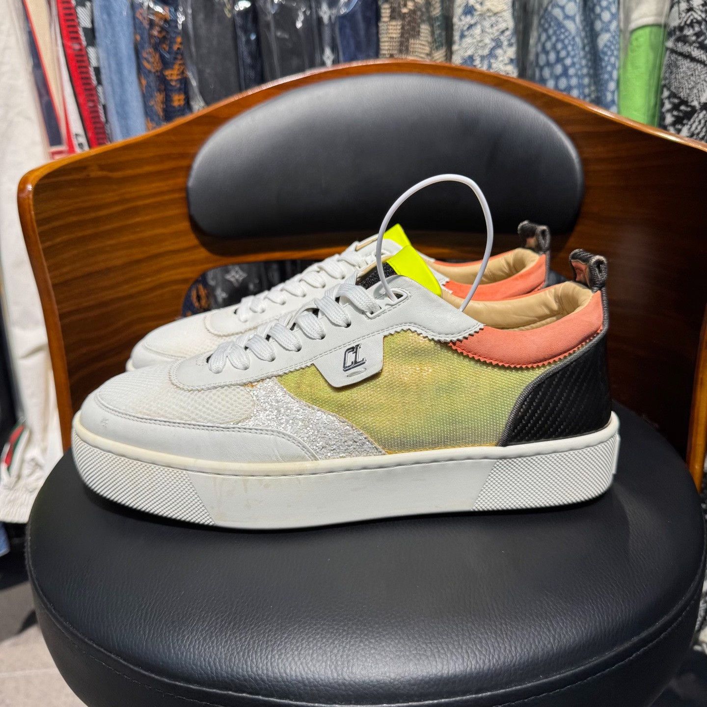 Christian Louboutin Christian Louboutin White Lowtop Sneakers 9 Men Size US 9 / EU 42 - 6 Thumbnail