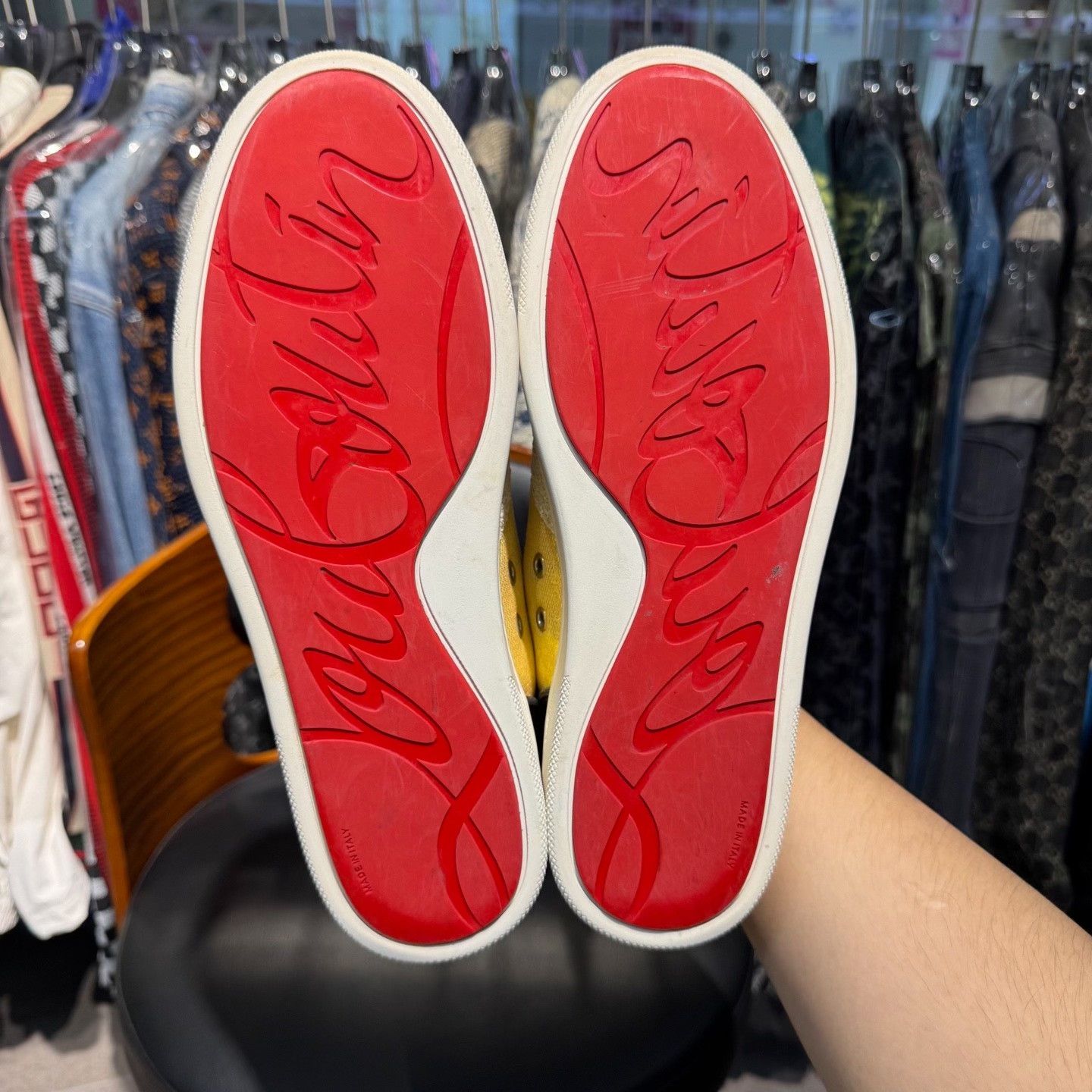 Christian Louboutin Christian Louboutin White Lowtop Sneakers 9 Men Size US 9 / EU 42 - 9 Thumbnail