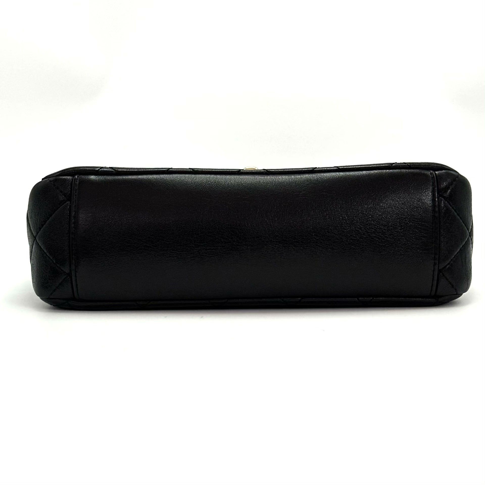 Chanel Pre-loved Bag Very good condition Size ONE SIZE - 5 Thumbnail
