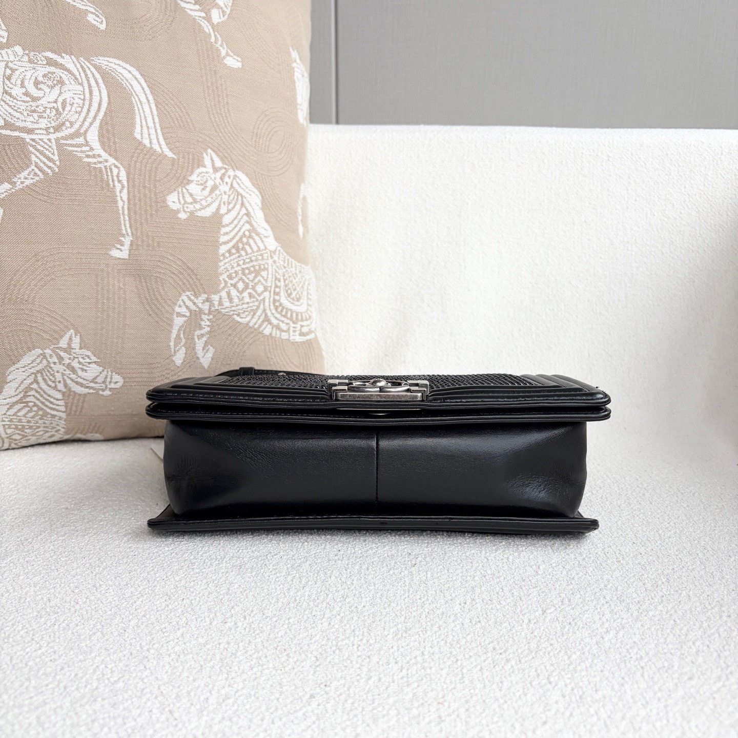 Chanel Pre-loved Bag Very good condition Size ONE SIZE - 5 Thumbnail
