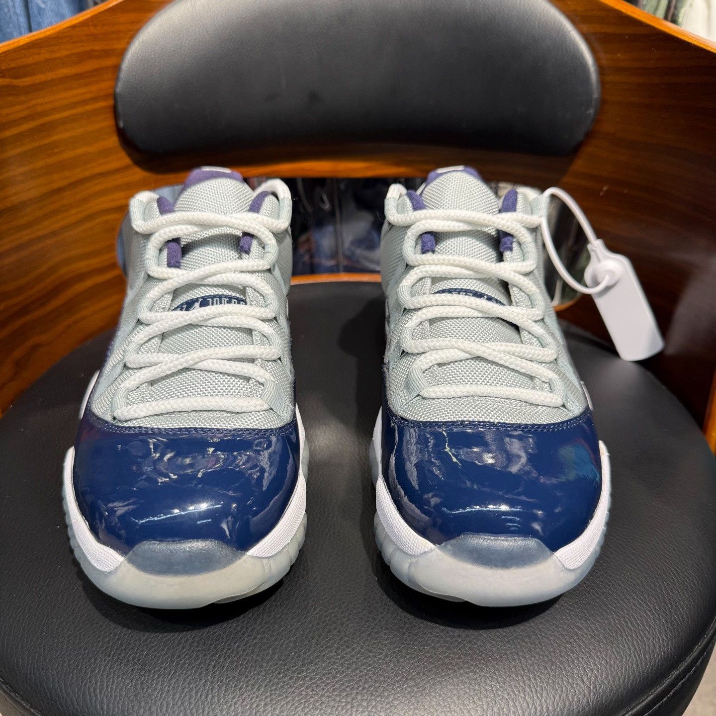 Nike Nike AJ11 Blue Lowtop Sneakers 8.5 Men Size US 8.5 / EU 41-42 - 2 Thumbnail