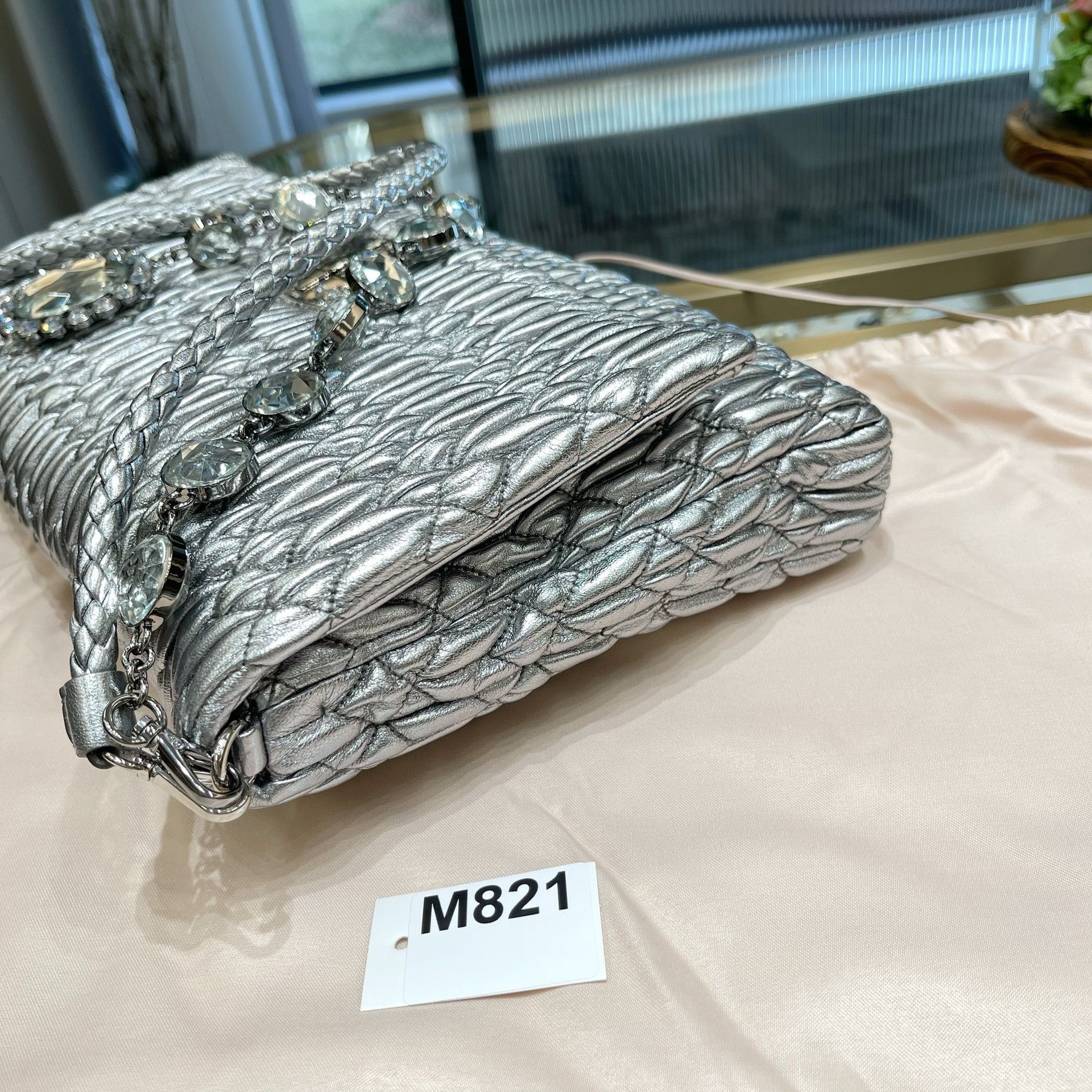 Miu Miu Pre-loved Bag Very good condition Size ONE SIZE - 4 Thumbnail