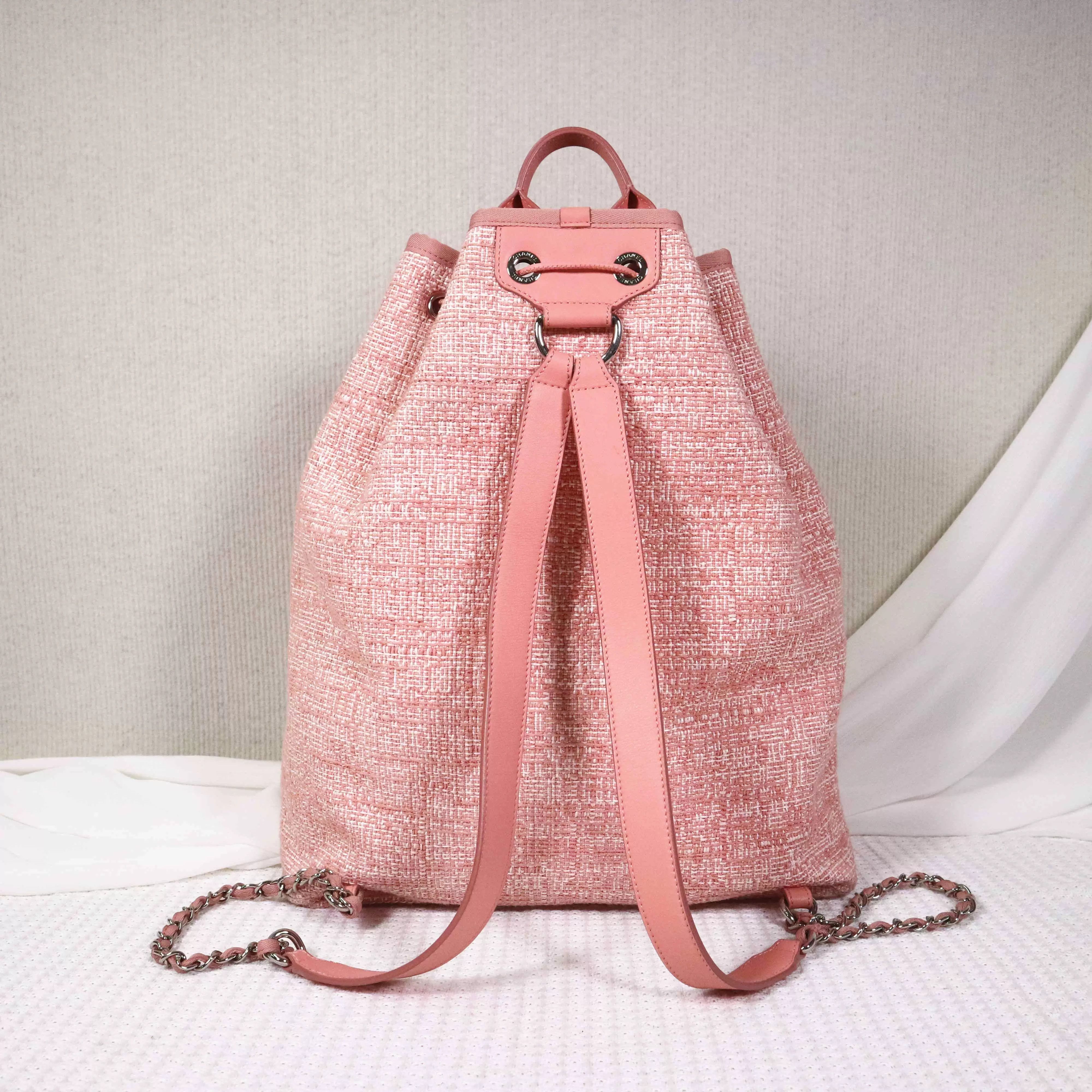Chanel Pre-loved Bag Very good condition Size ONE SIZE - 3 Thumbnail
