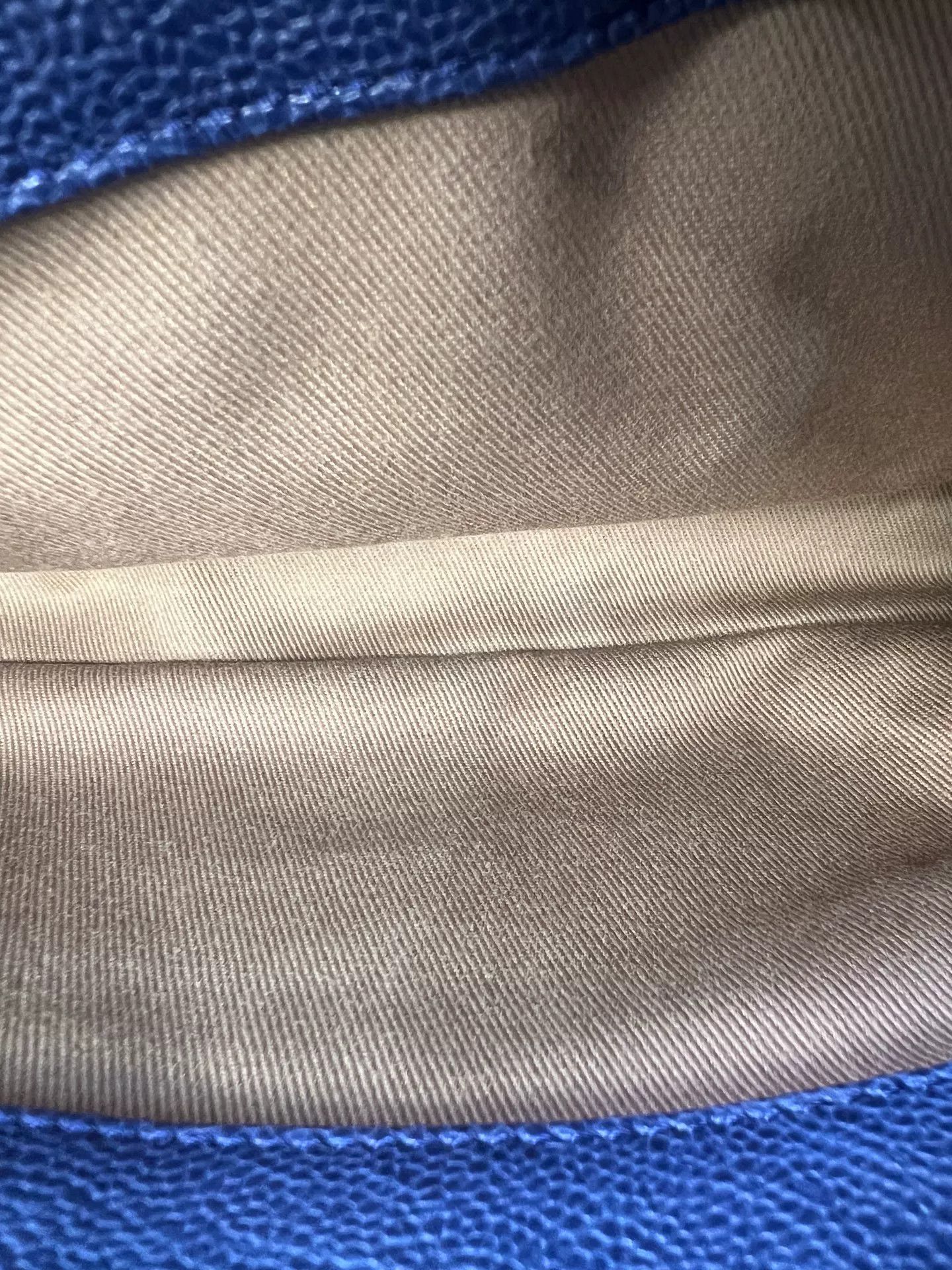 Chanel Pre-loved Bag Very good condition Size ONE SIZE - 5 Thumbnail