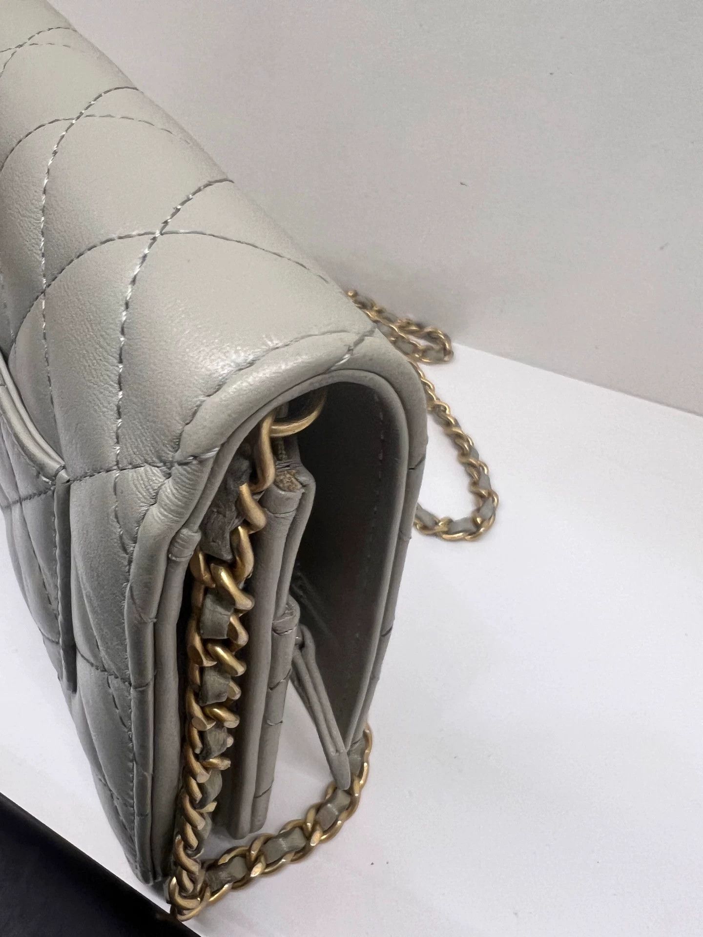 Chanel Pre-loved Bag Very good condition Size ONE SIZE - 9 Thumbnail