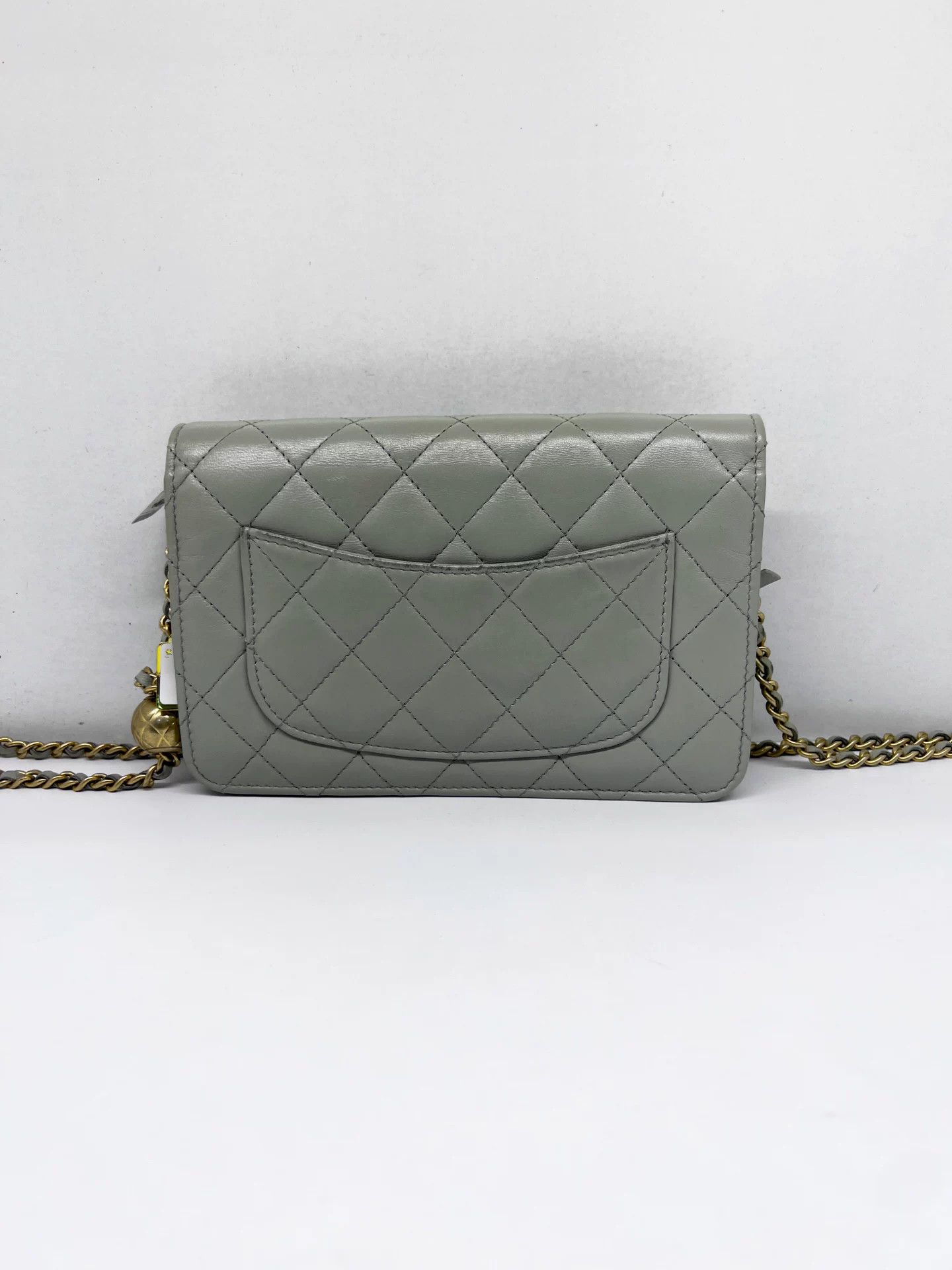 Chanel Pre-loved Bag Very good condition Size ONE SIZE - 2 Thumbnail