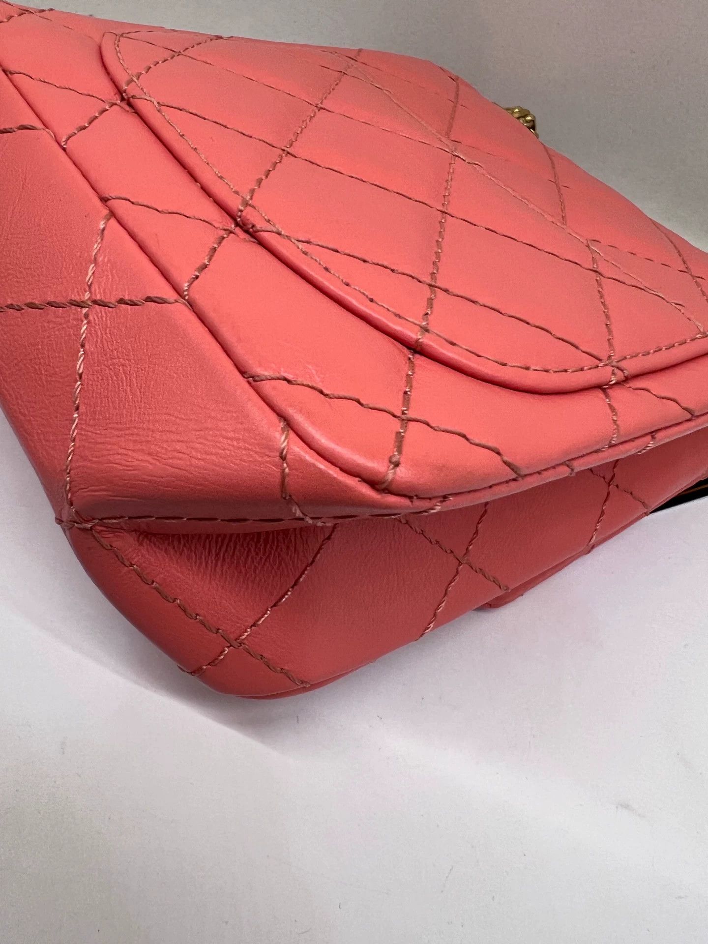 Chanel Pre-loved Bag Very good condition Size ONE SIZE - 8 Thumbnail