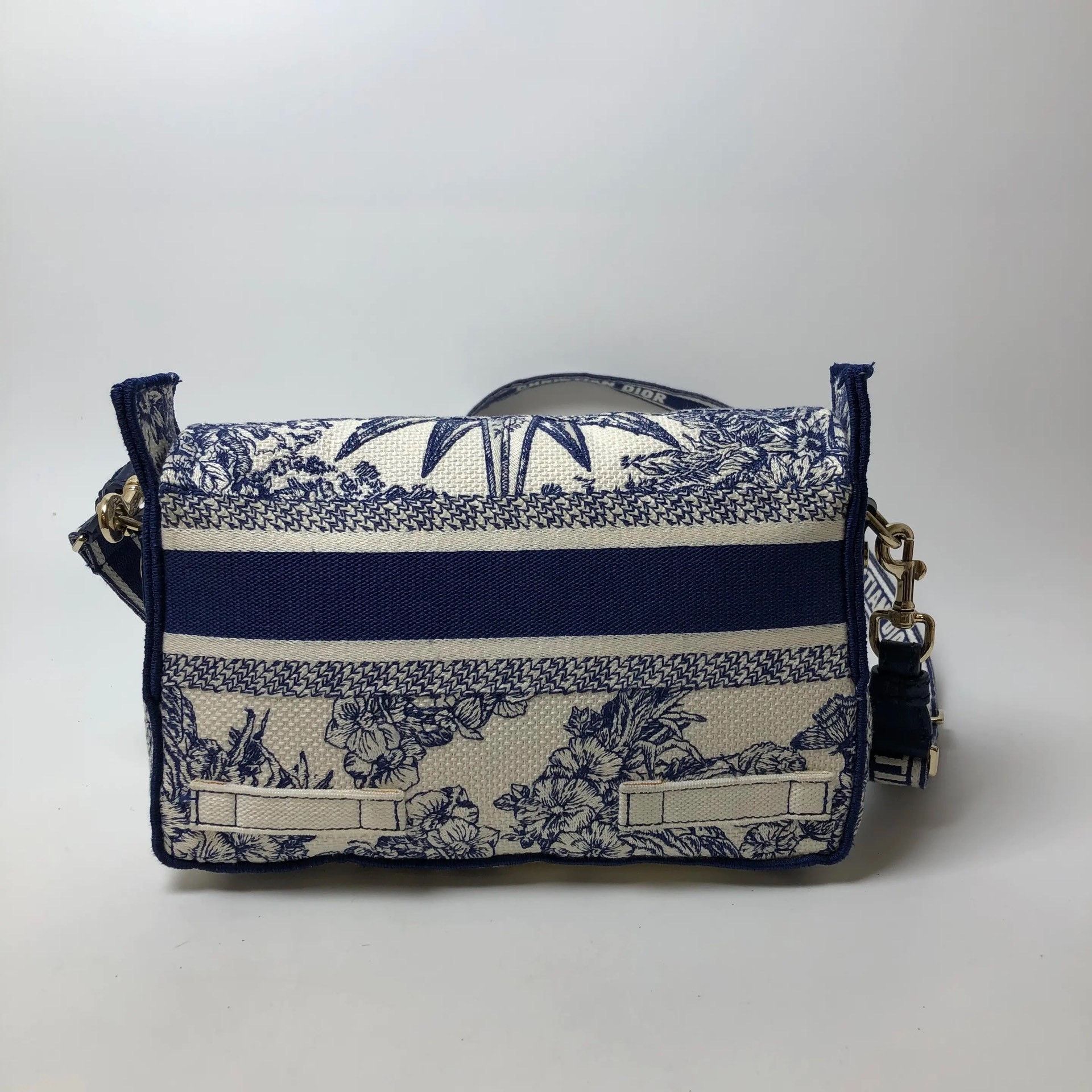 Dior Pre-loved Bag Very good condition Size ONE SIZE - 4 Thumbnail