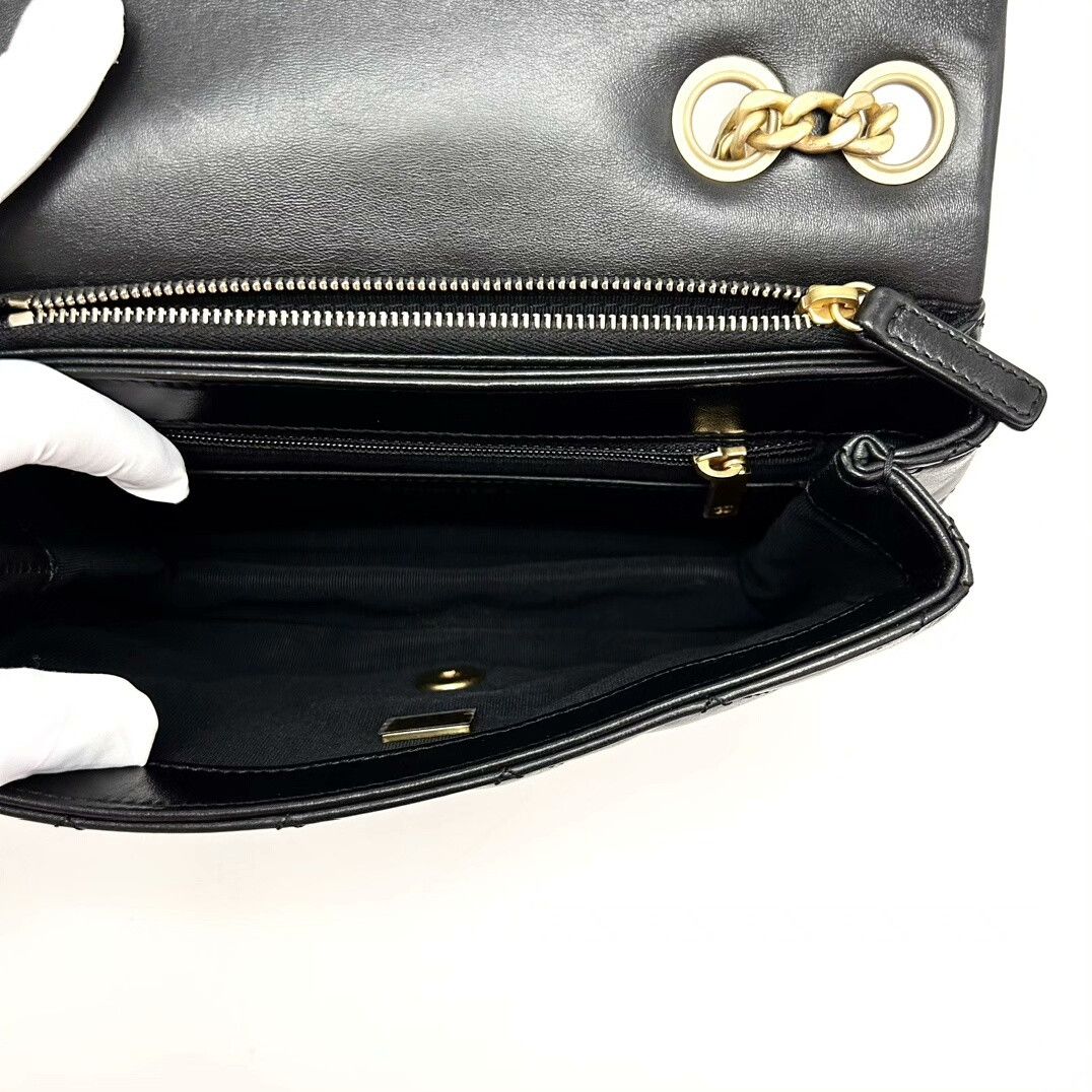 Chanel Pre-loved Bag Very good condition Size ONE SIZE - 6 Thumbnail