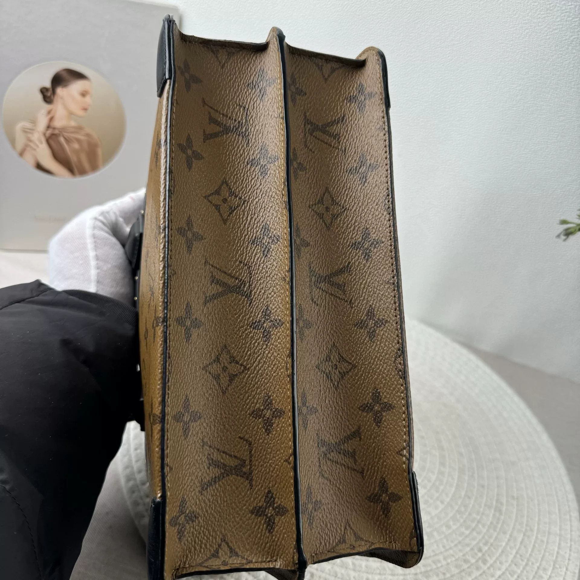 Louis Vuitton Pre-loved Bag Very good condition Size ONE SIZE - 4 Thumbnail