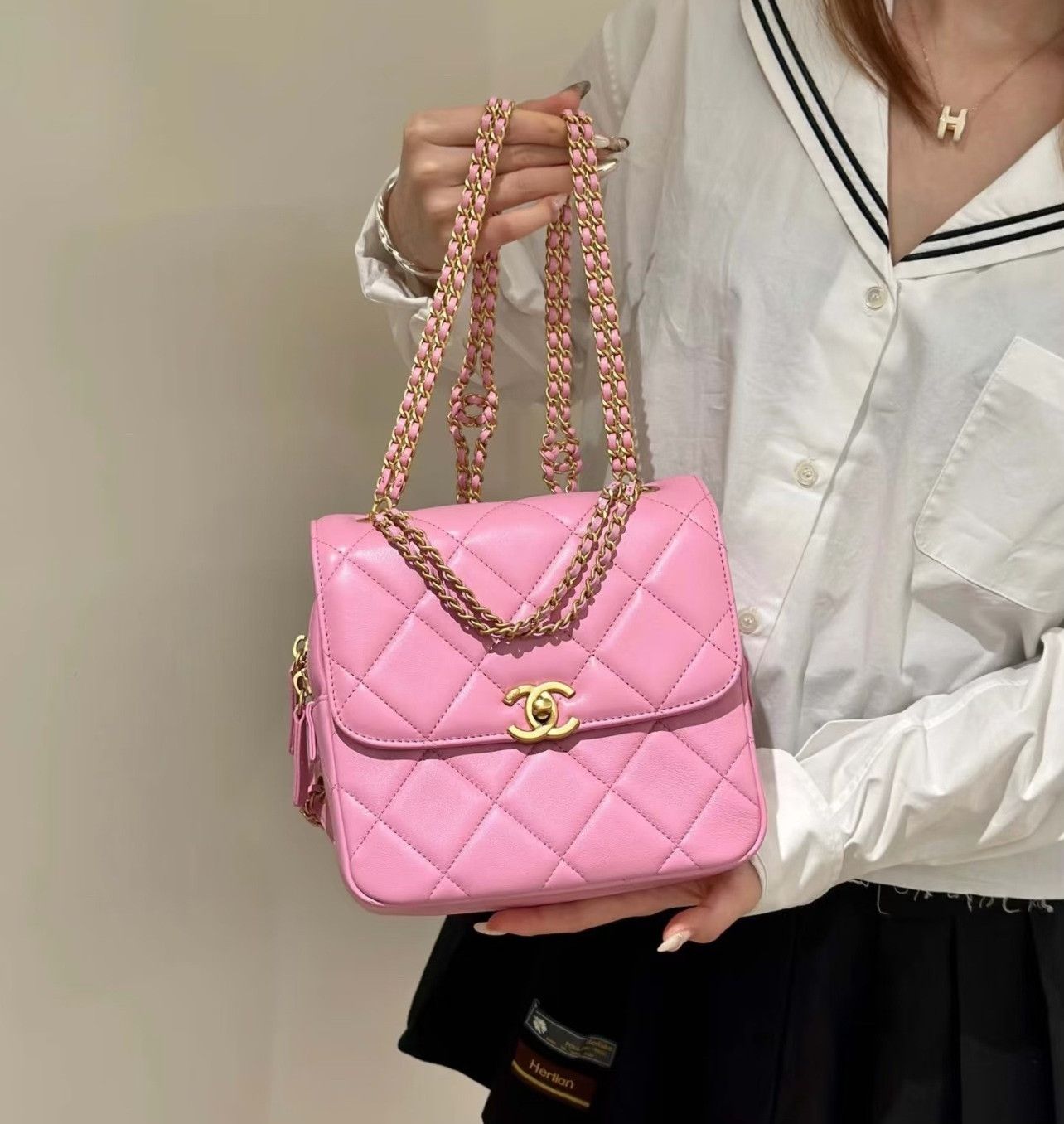 Chanel Pre-loved Bag Very good condition Size ONE SIZE - 3 Thumbnail