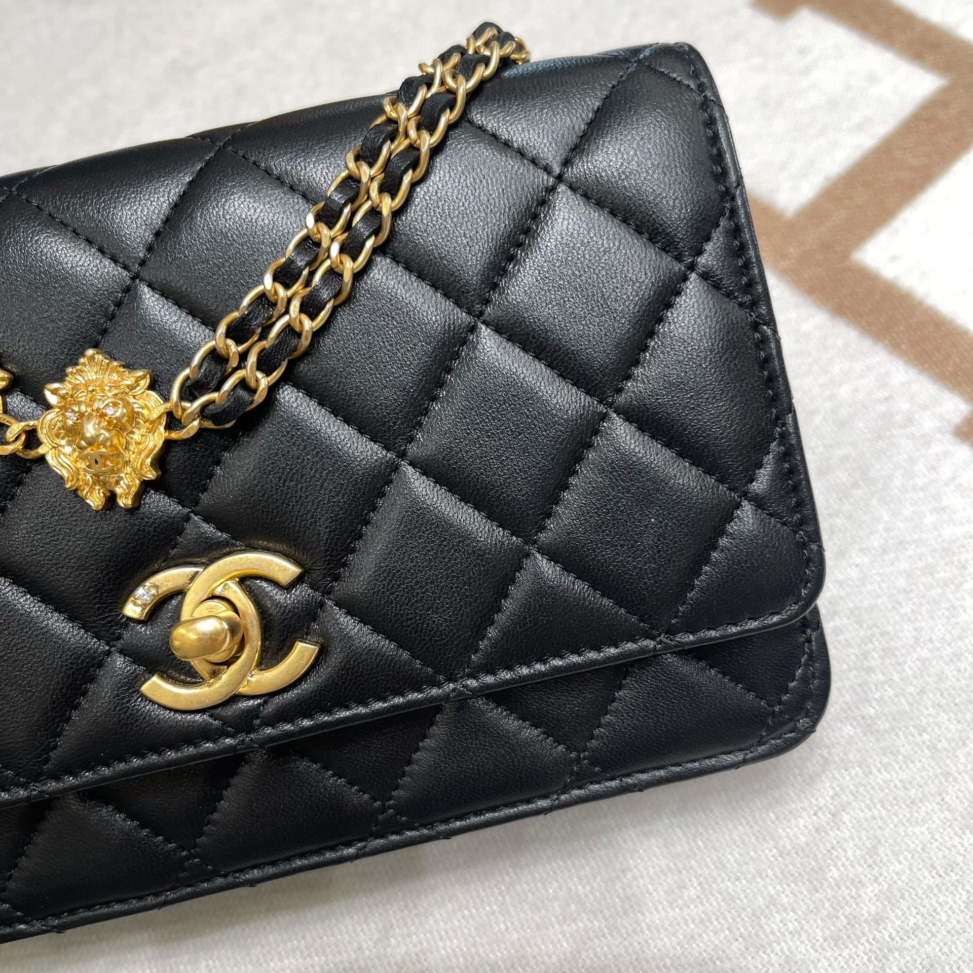 Chanel Pre-loved Bag Very good condition Size ONE SIZE - 3 Thumbnail