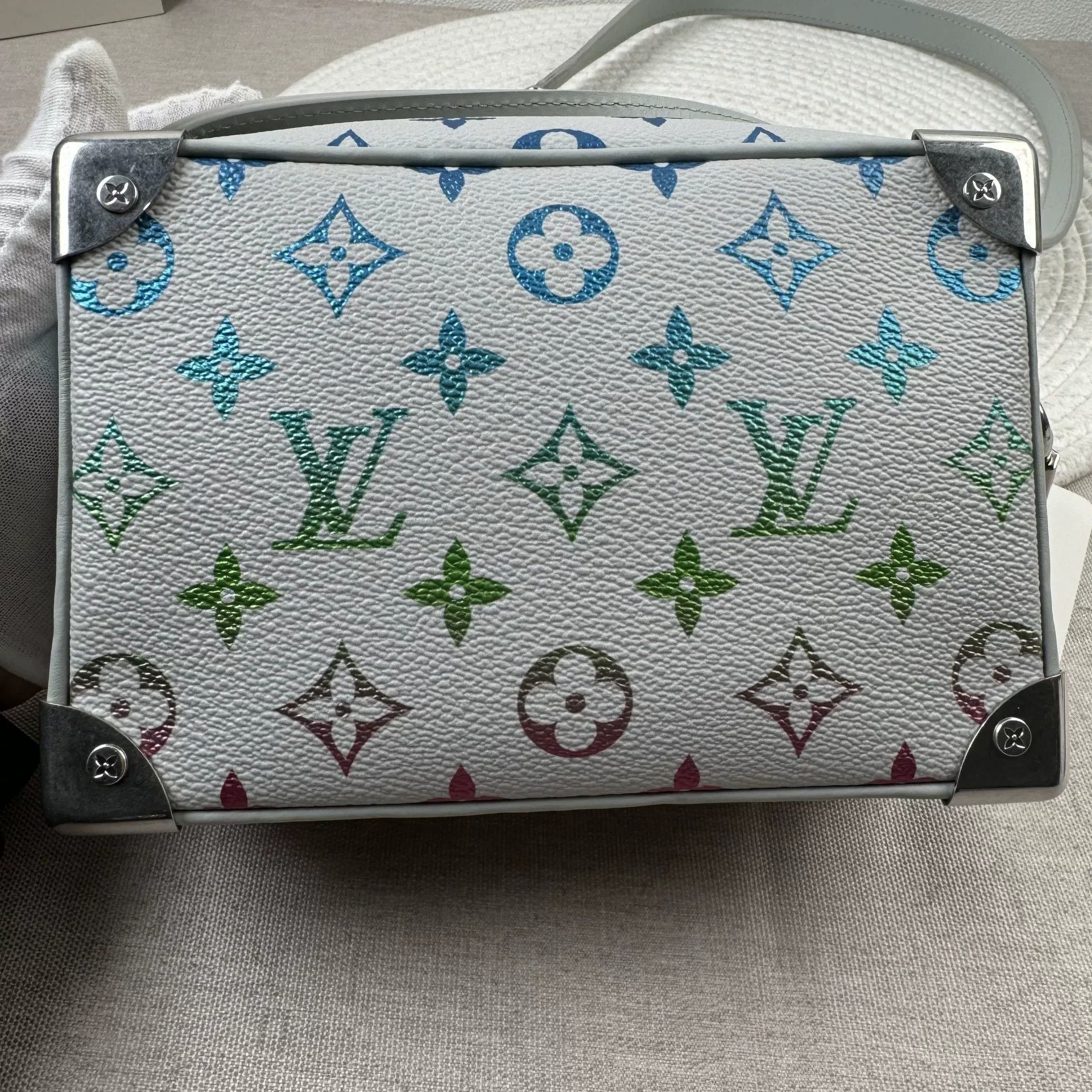 Louis Vuitton Pre-loved Bag Very good condition Size ONE SIZE - 7 Thumbnail