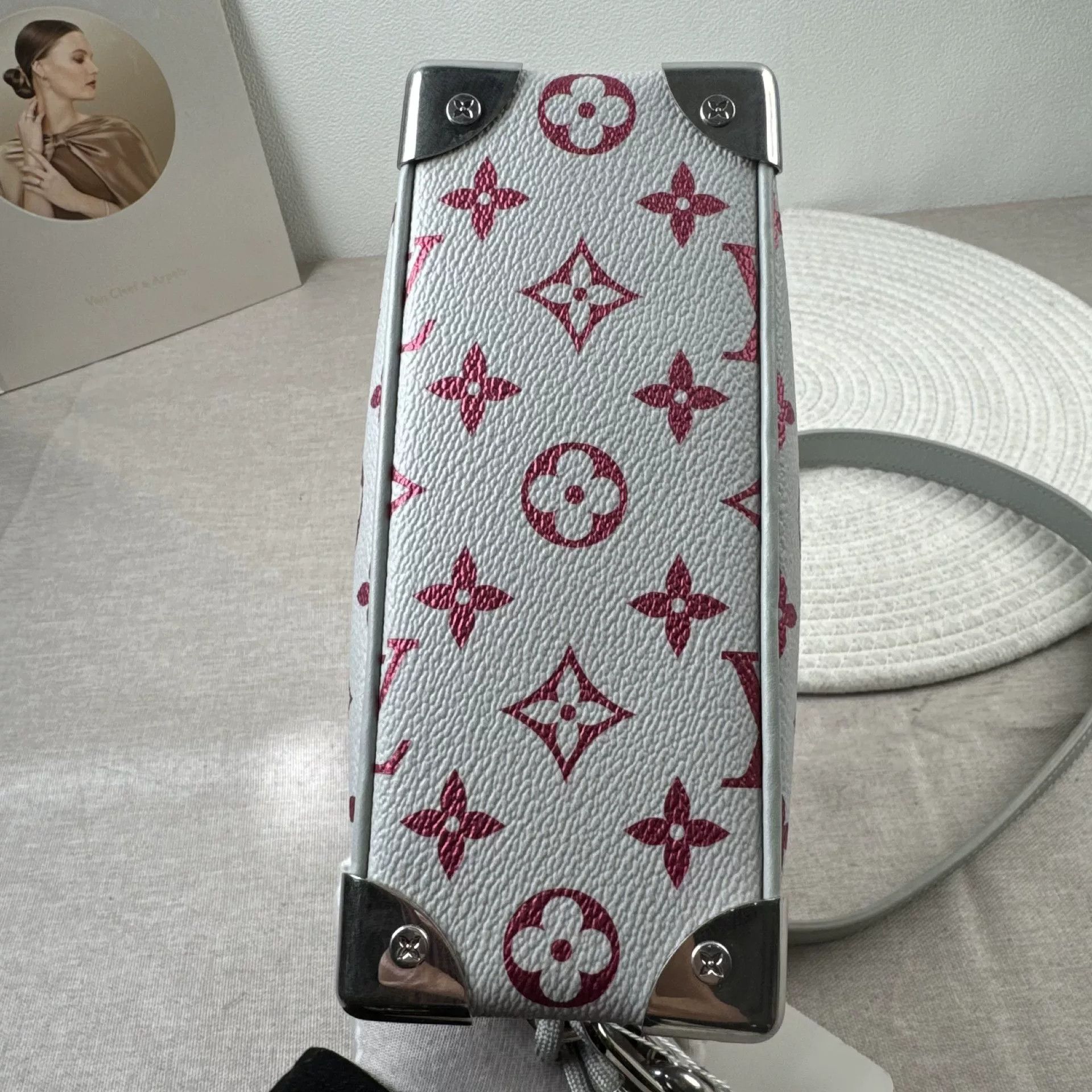 Louis Vuitton Pre-loved Bag Very good condition Size ONE SIZE - 3 Thumbnail