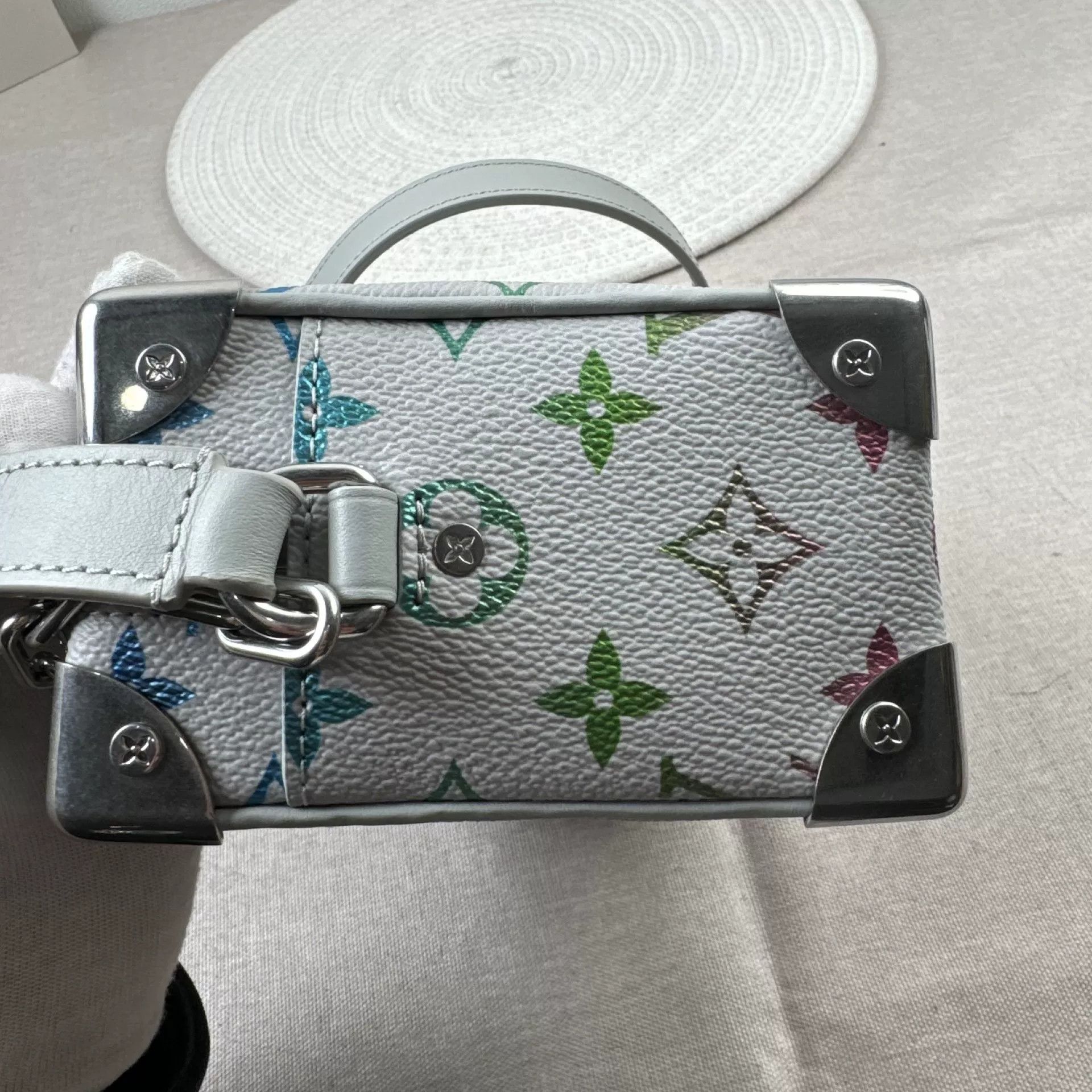 Louis Vuitton Pre-loved Bag Very good condition Size ONE SIZE - 4 Thumbnail