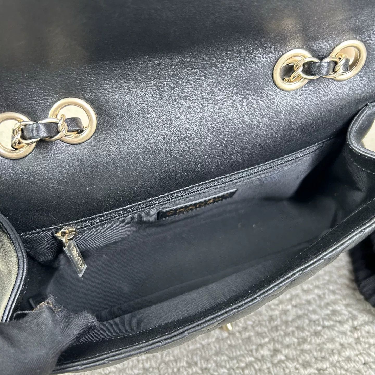 Chanel Pre-loved Bag Very good condition Size ONE SIZE - 4 Thumbnail