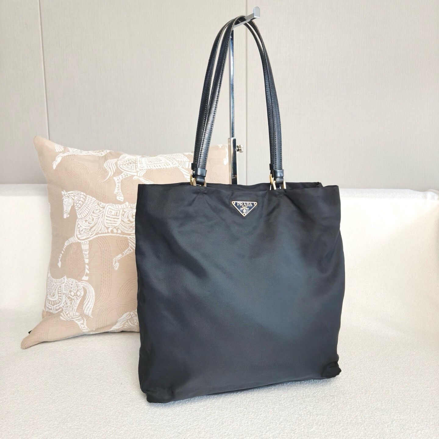 Prada Pre-loved Bag Very good condition Size ONE SIZE - 6 Thumbnail
