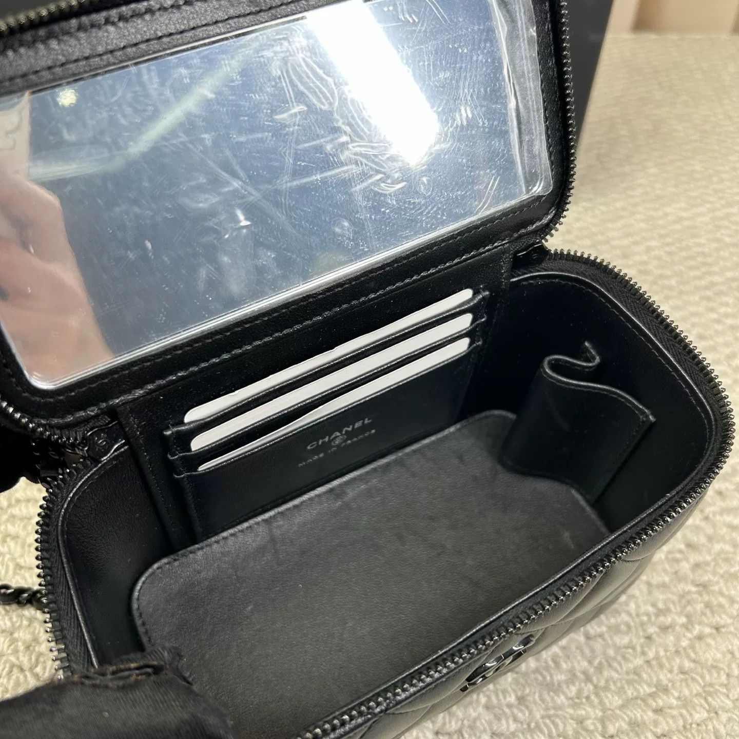 Chanel Pre-loved Bag Very good condition Size ONE SIZE - 4 Thumbnail