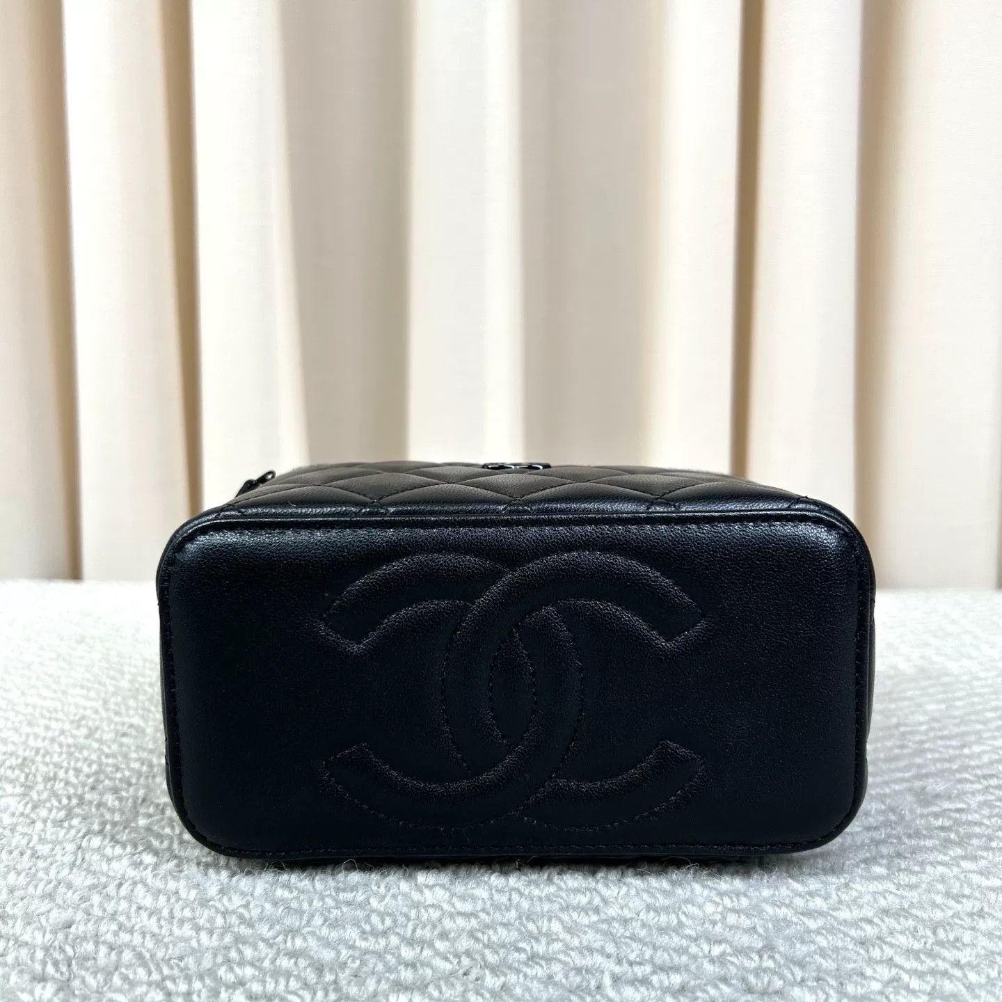 Chanel Pre-loved Bag Very good condition Size ONE SIZE - 3 Thumbnail