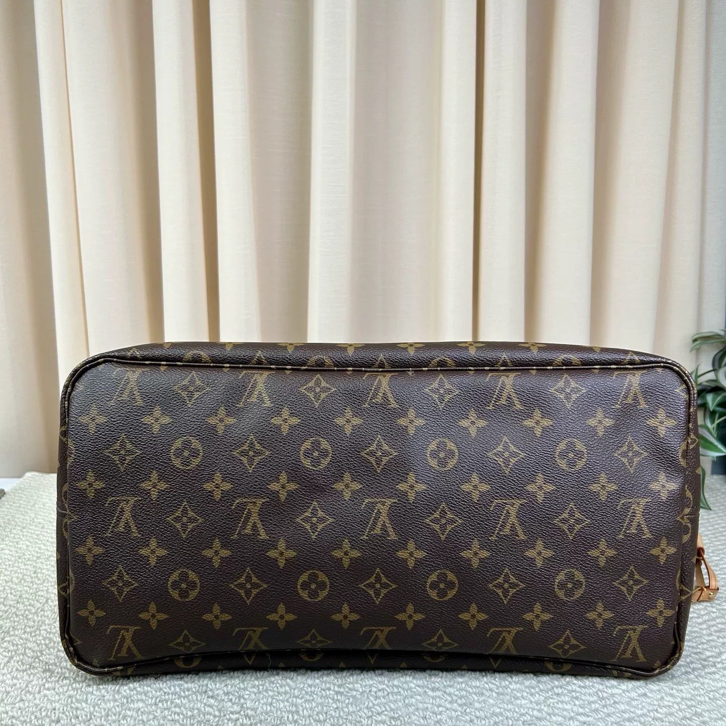 Louis Vuitton Pre-loved Bag Very good condition Size ONE SIZE - 3 Thumbnail