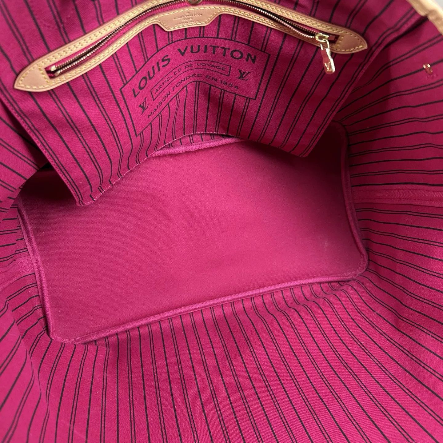 Louis Vuitton Pre-loved Bag Very good condition Size ONE SIZE - 4 Thumbnail