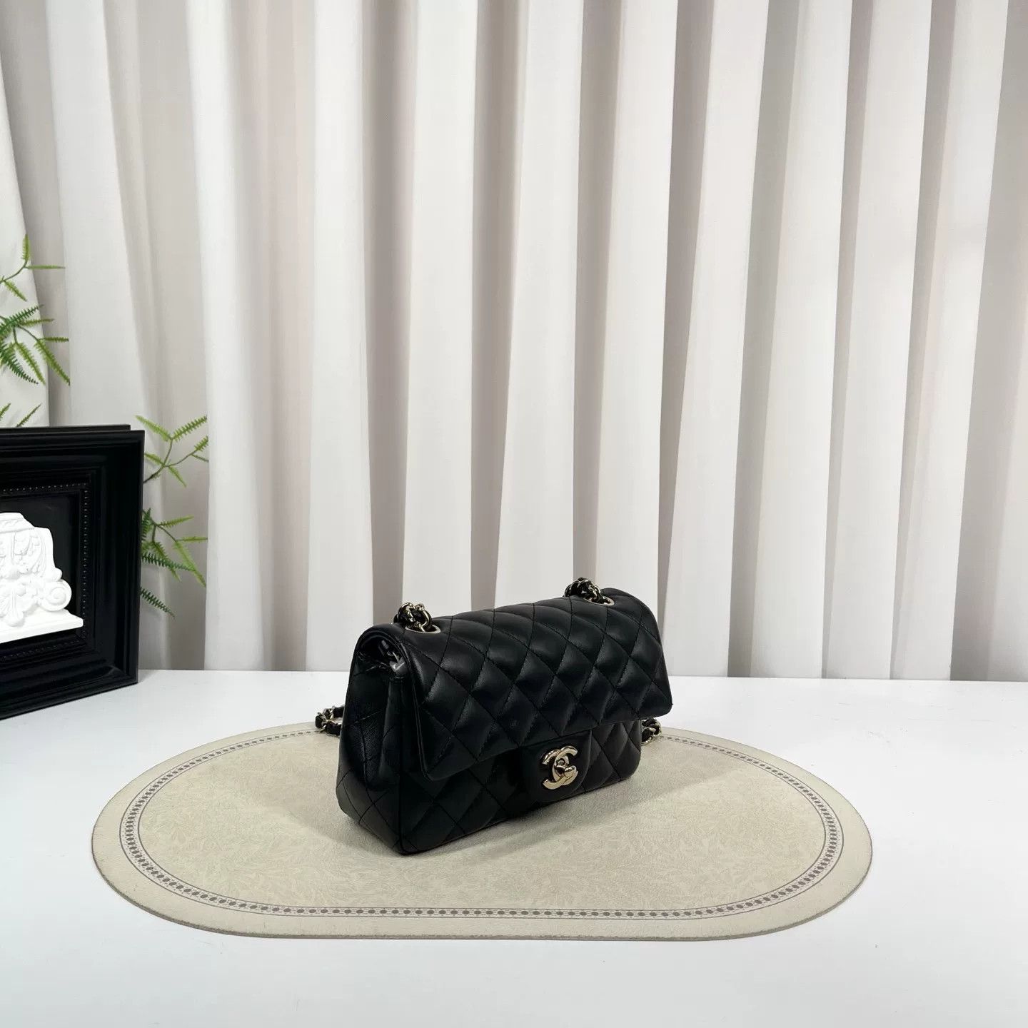 Chanel Pre-loved Bag Very good condition Size ONE SIZE - 4 Thumbnail