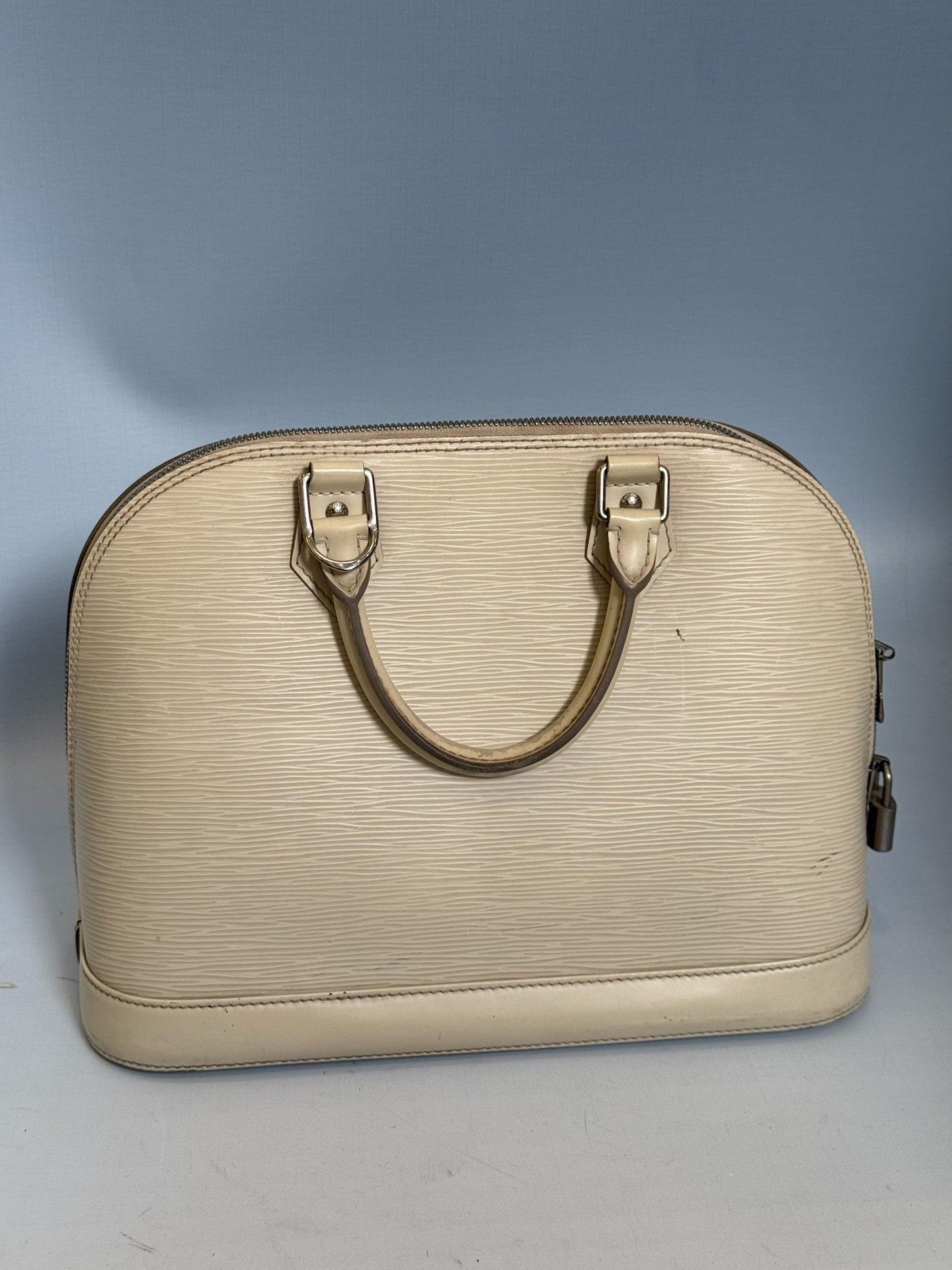 Louis Vuitton Pre-loved Bag Very good condition Size ONE SIZE - 3 Thumbnail