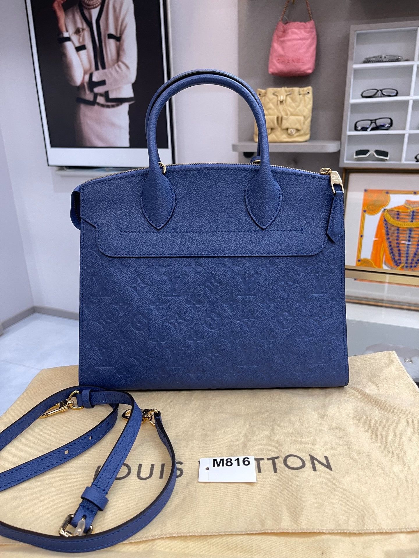 Louis Vuitton Pre-loved Bag Very good condition Size ONE SIZE - 4 Thumbnail